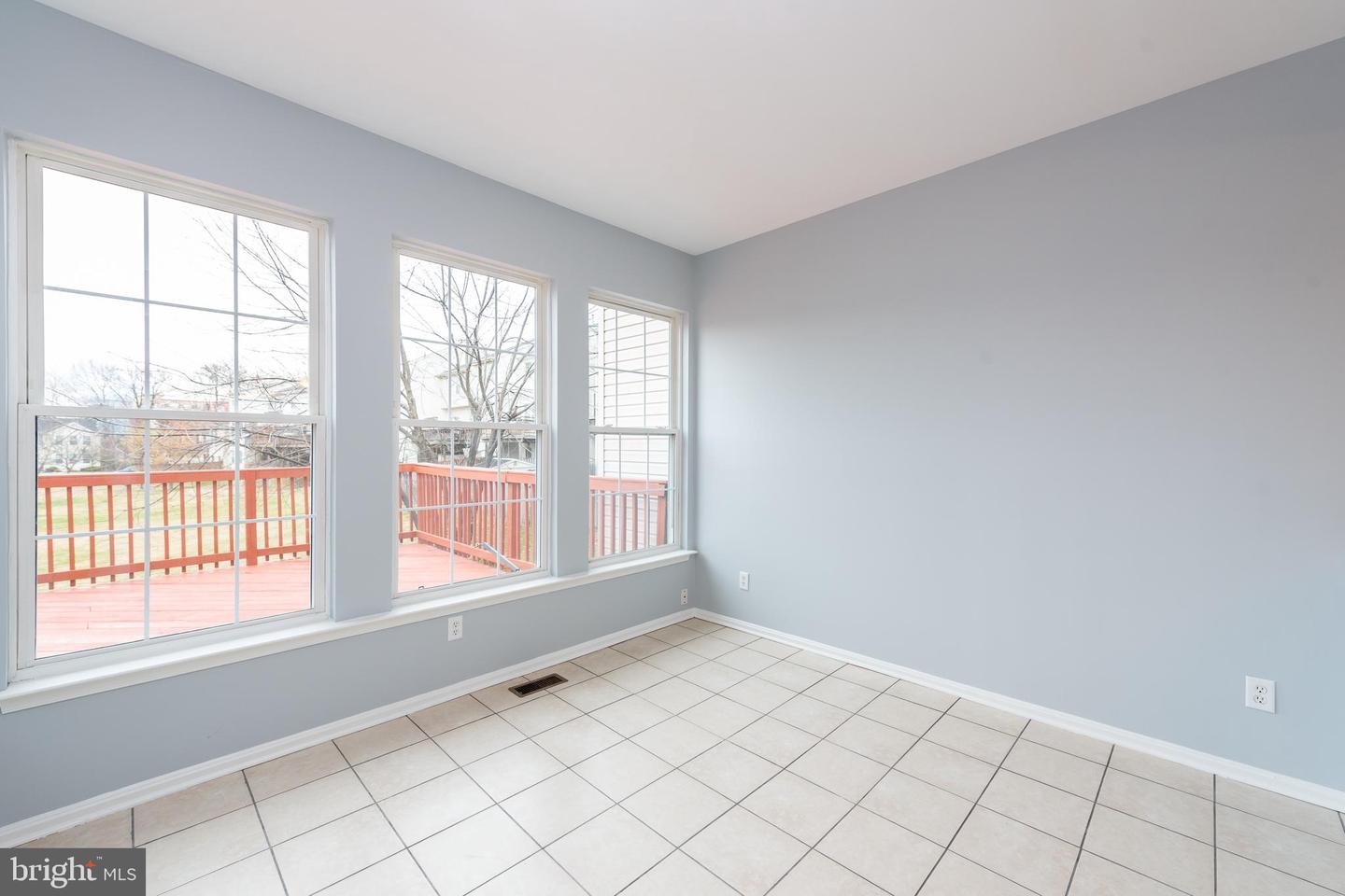 1339 HILL BORN DR