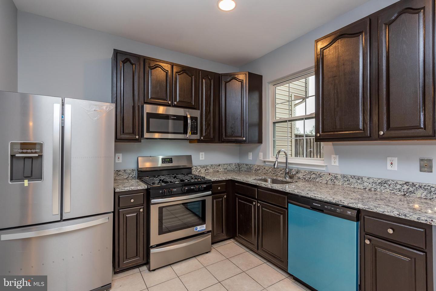 1339 HILL BORN DR