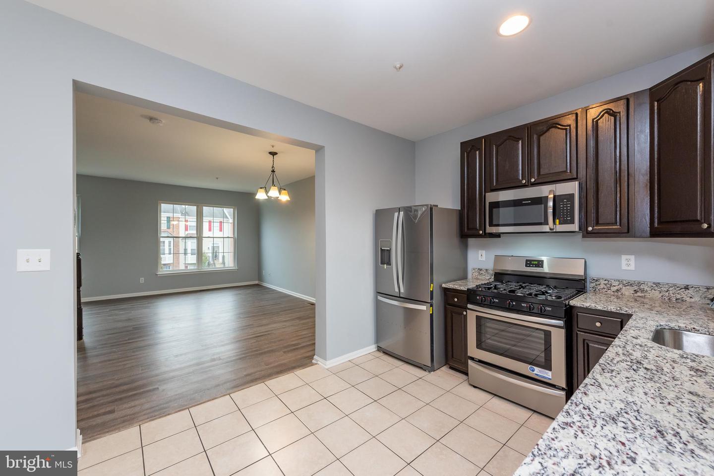 1339 HILL BORN DR