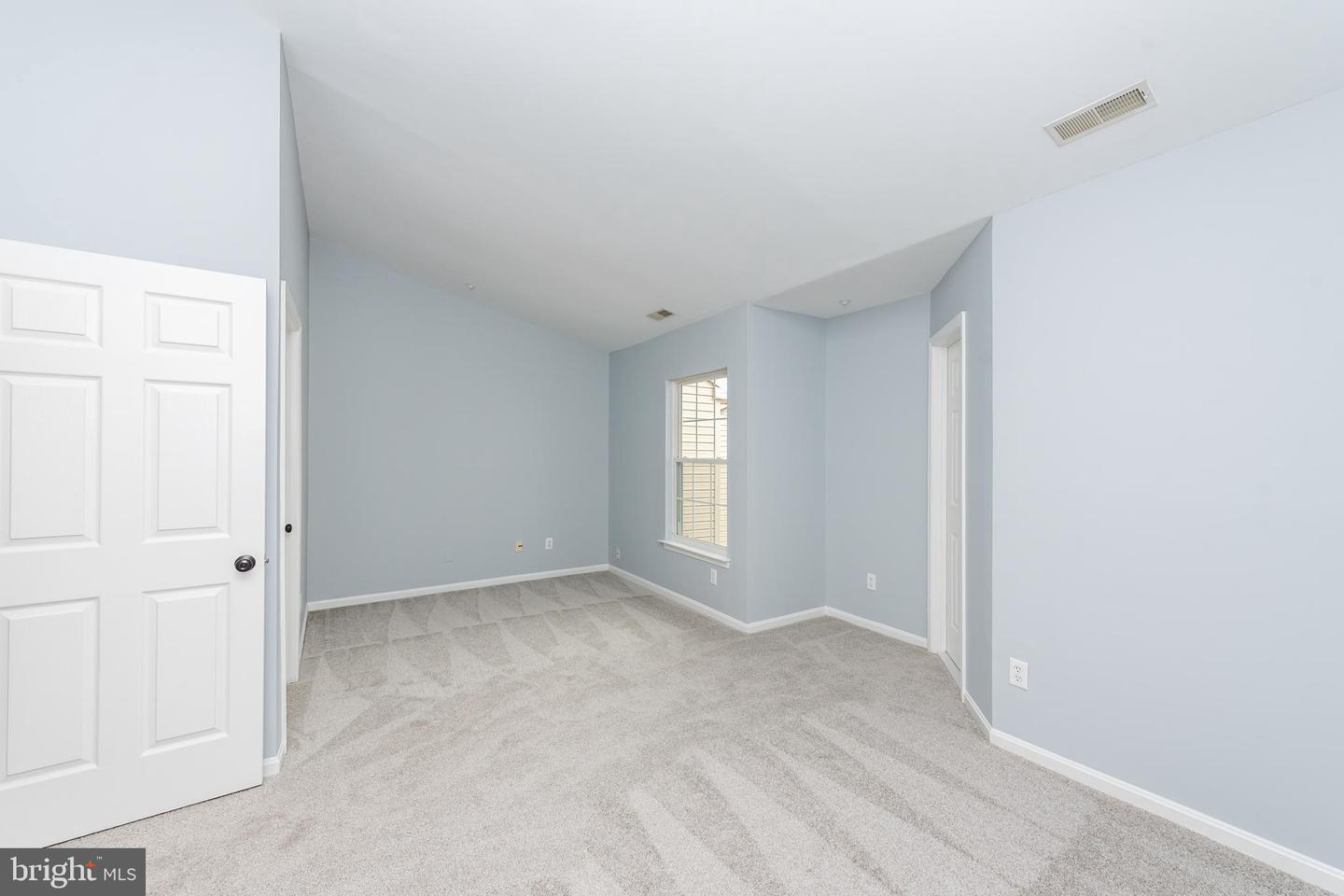 1339 HILL BORN DR