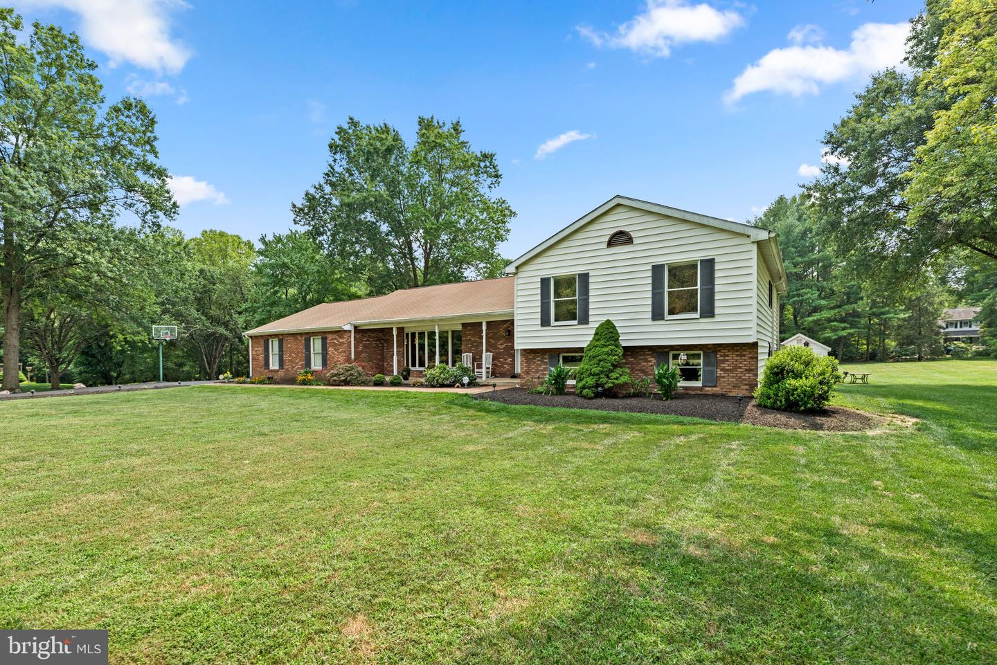 1677 Preakness Dr