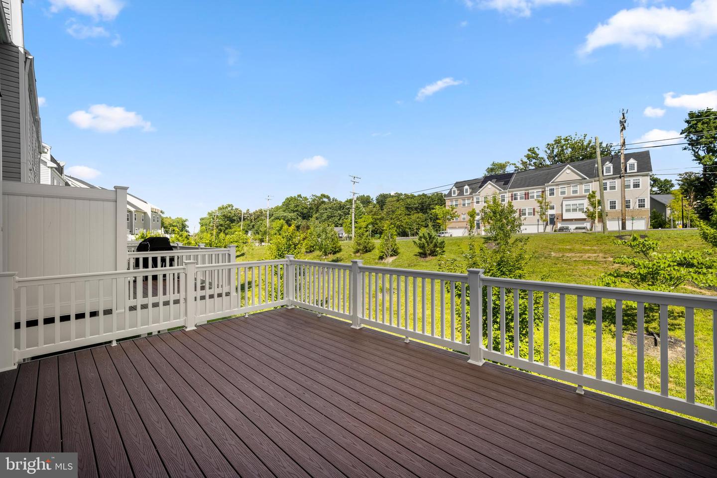 8437 KENDALL CT