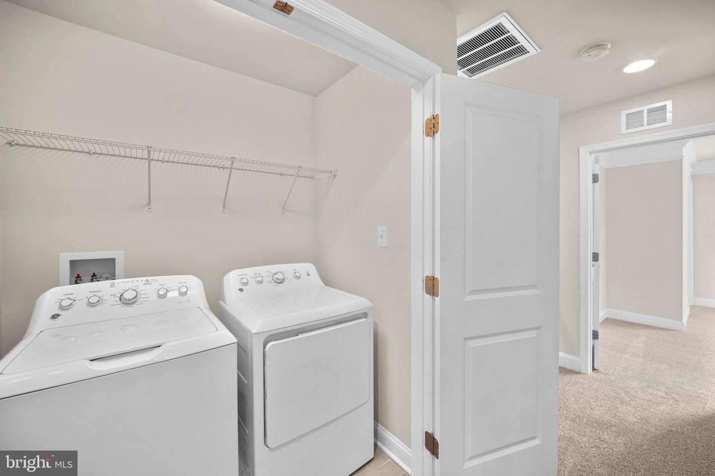 8437 KENDALL CT