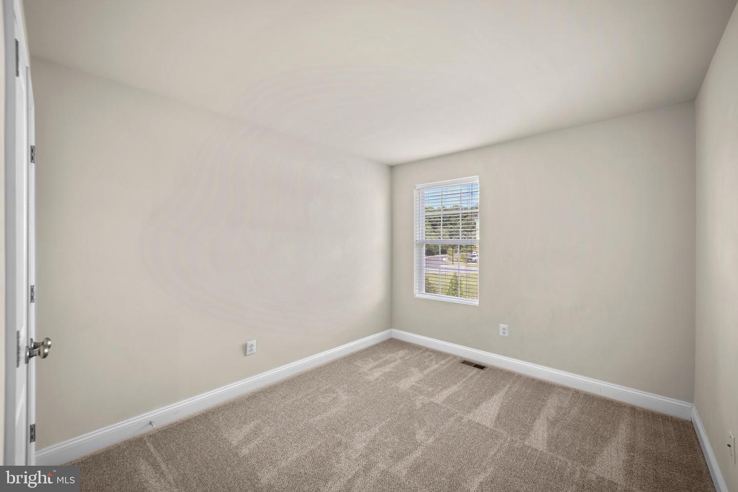 8437 KENDALL CT