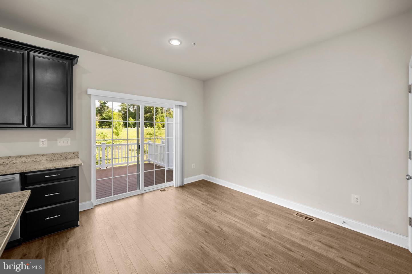 8437 KENDALL CT