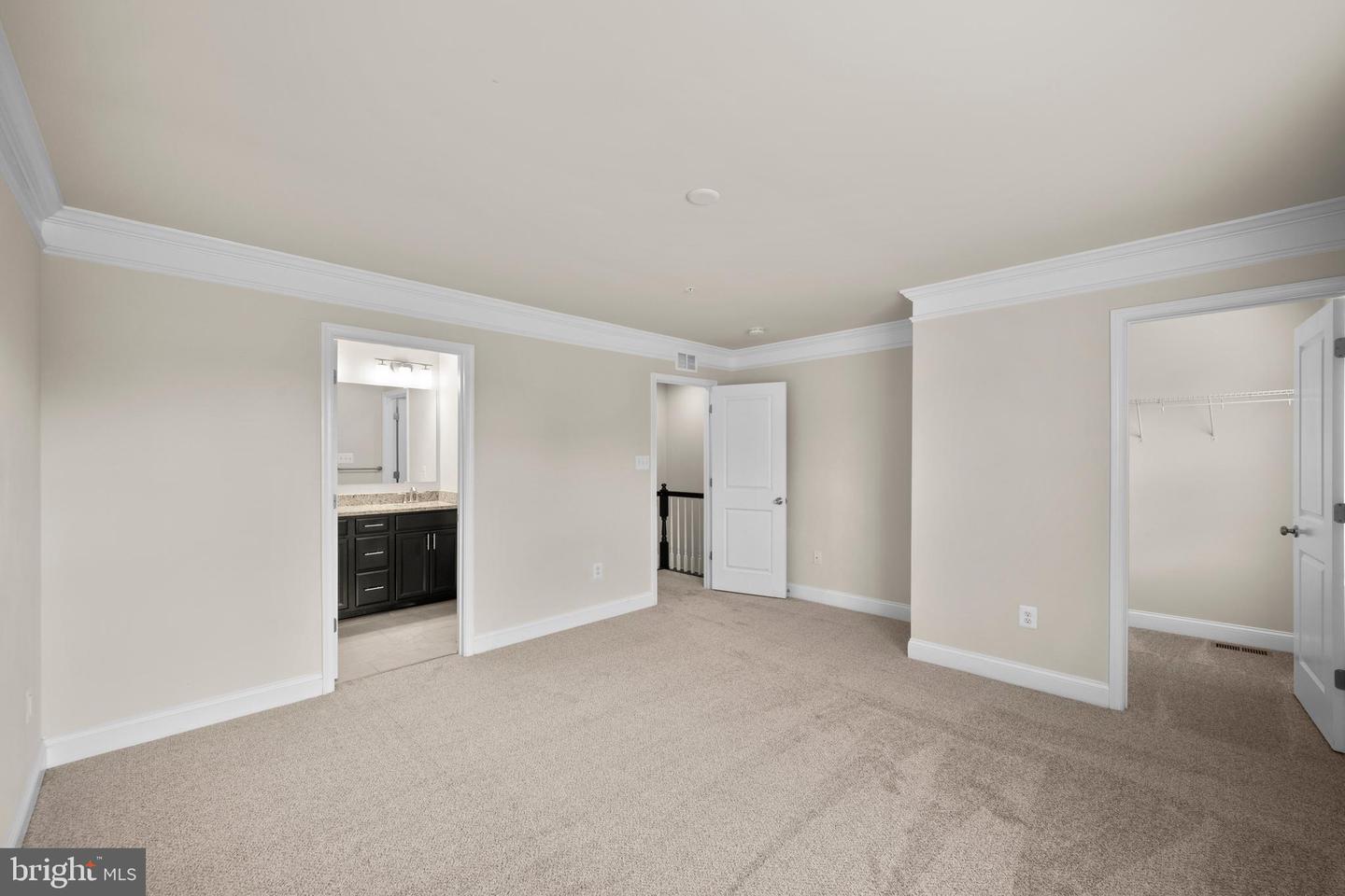 8437 KENDALL CT
