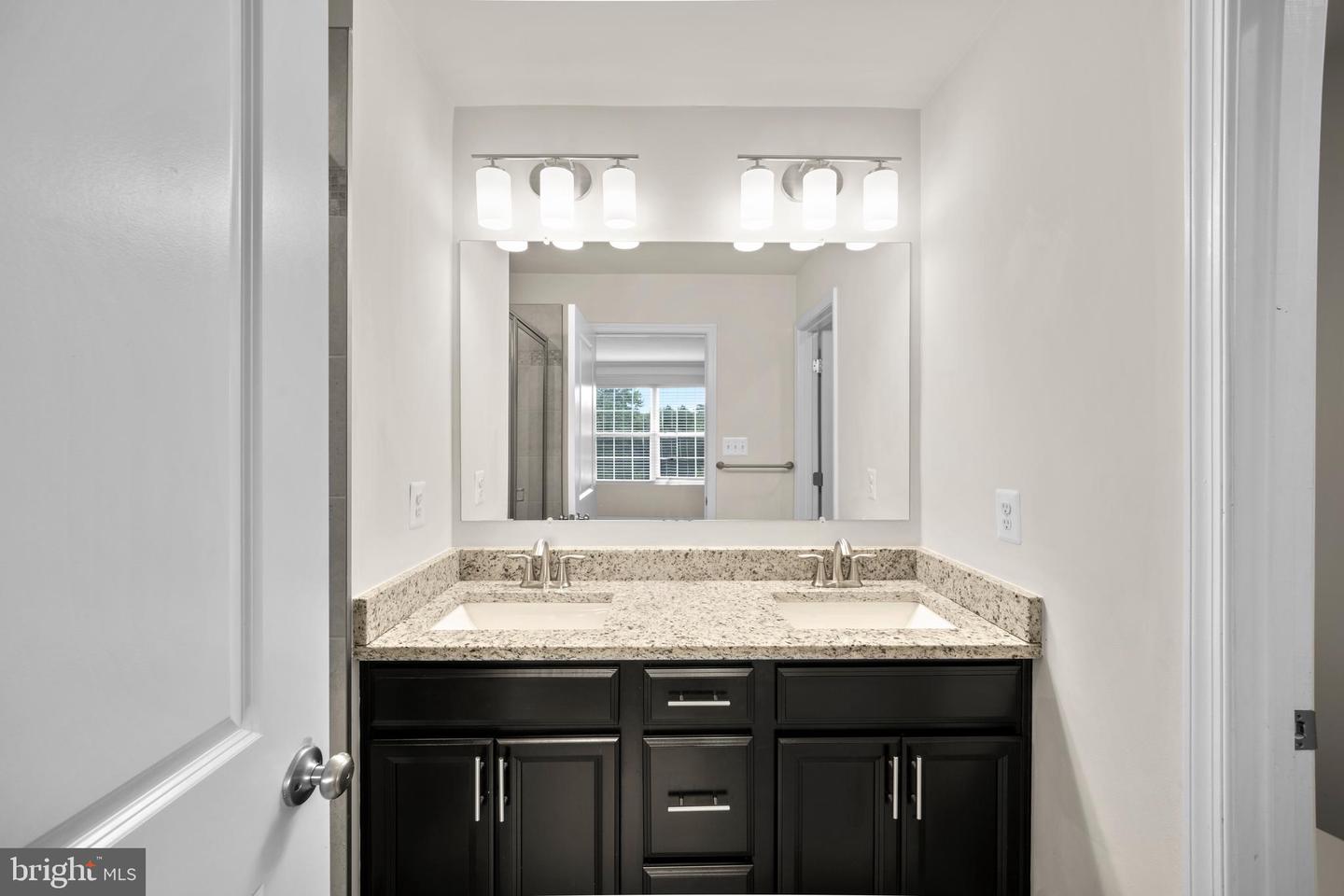 8437 KENDALL CT