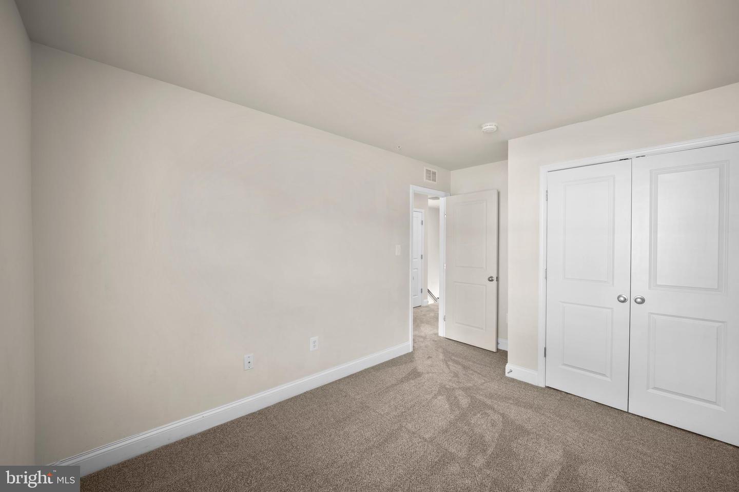 8437 KENDALL CT