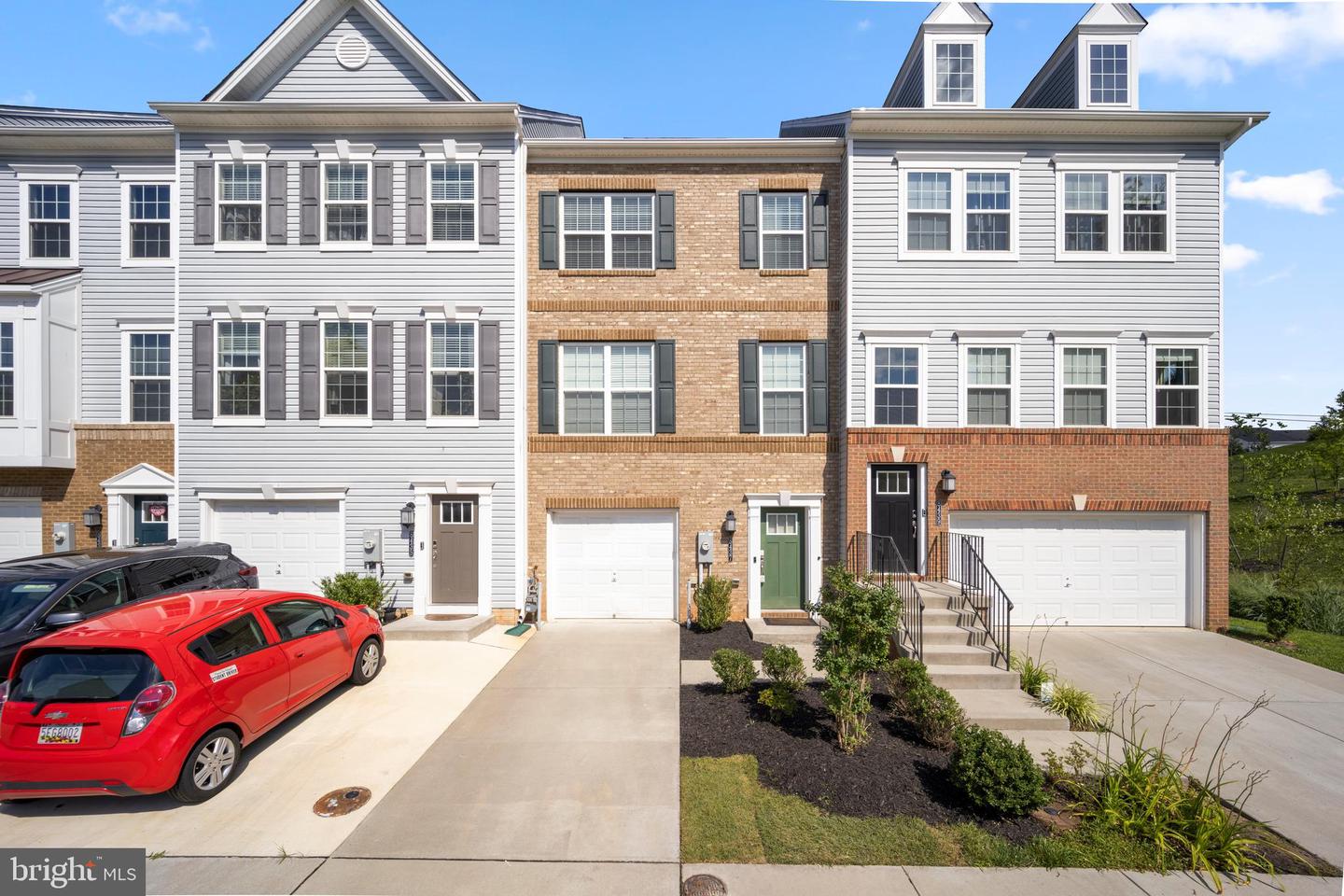 8437 KENDALL CT