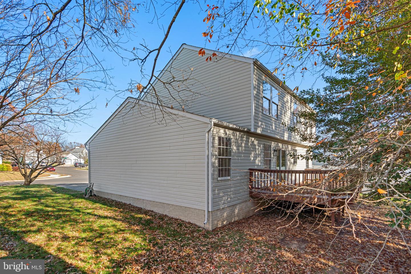 1910 Artillery Ln