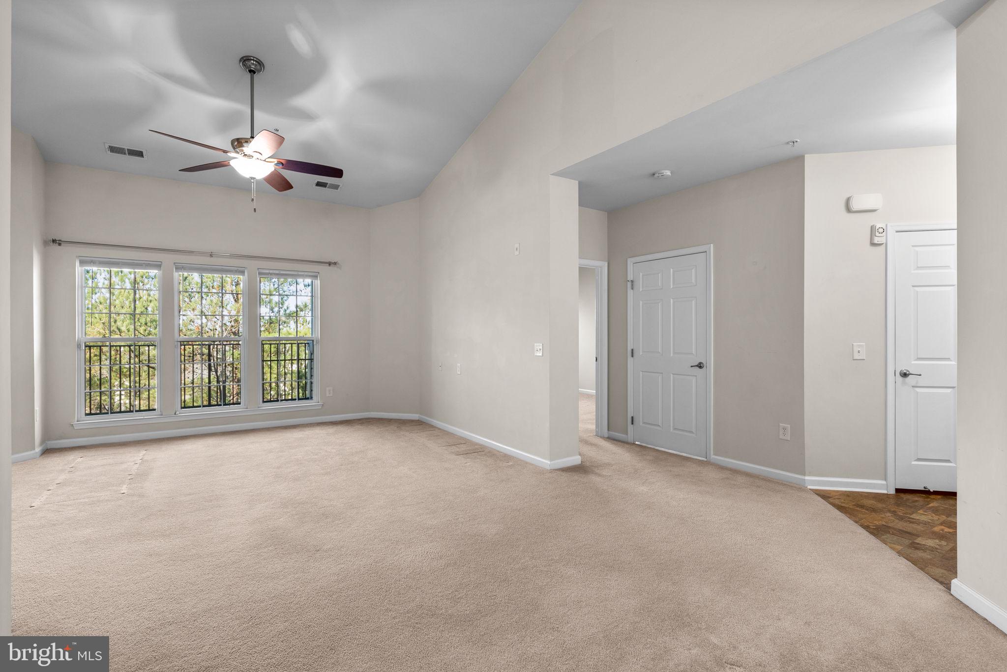 1622 Hardwick Ct #402