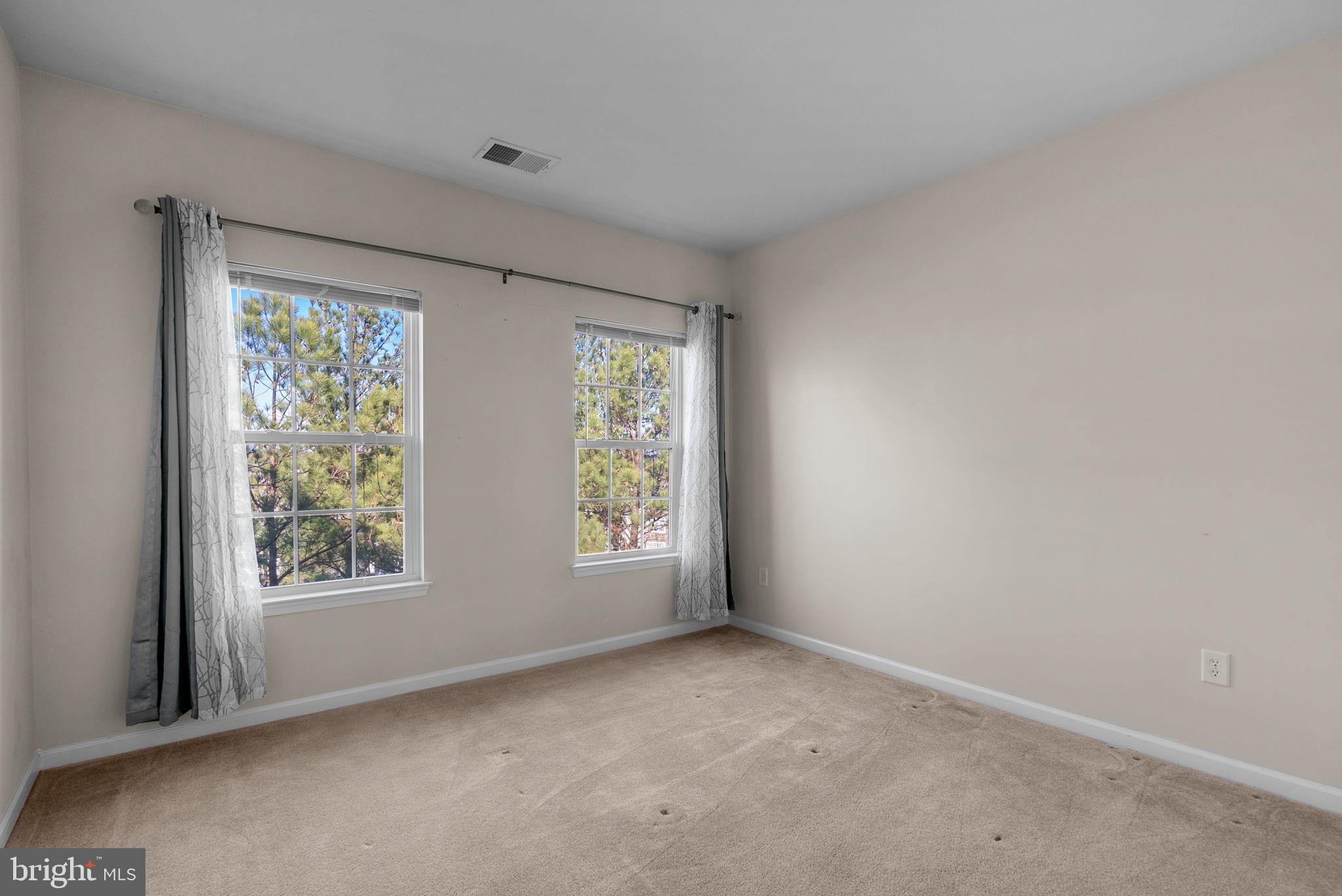 1622 Hardwick Ct #402