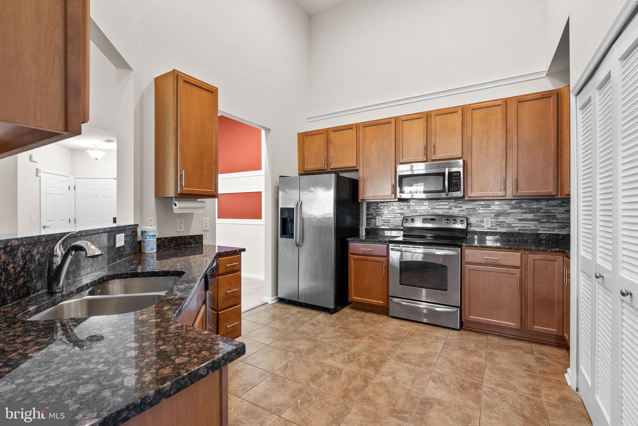 1622 Hardwick Ct #402