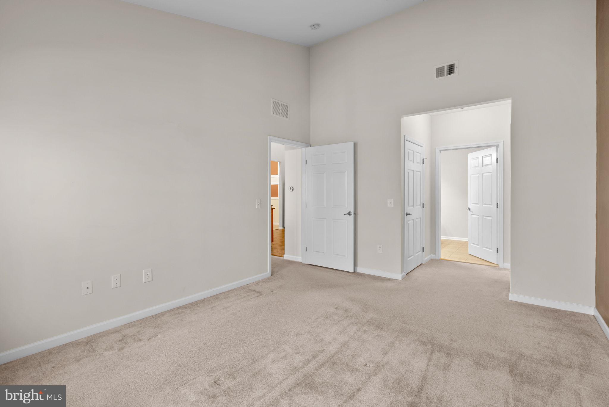 1622 Hardwick Ct #402