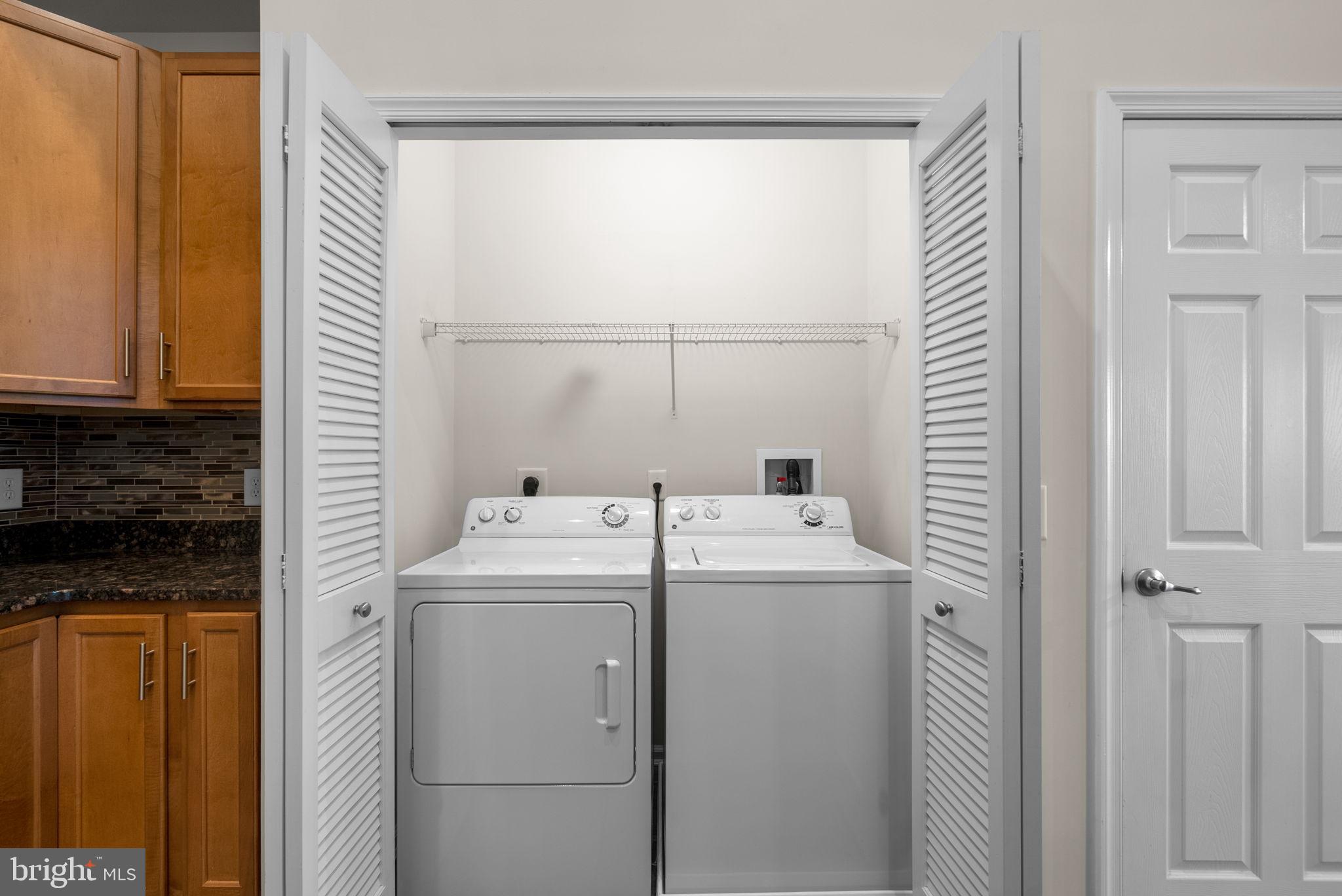 1622 Hardwick Ct #402