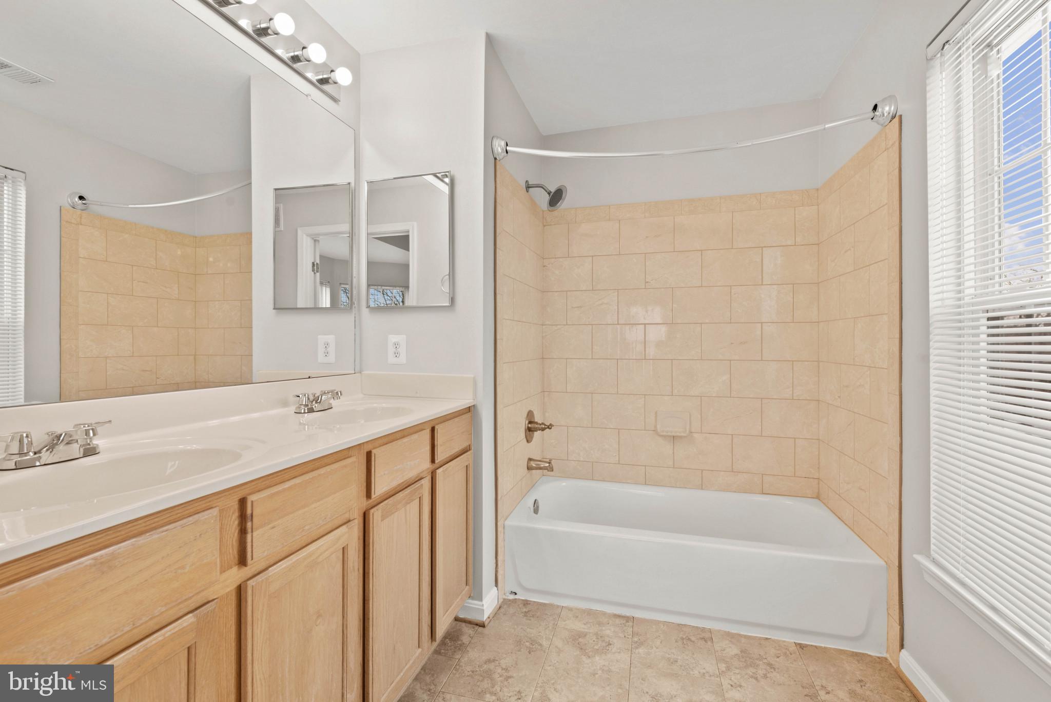 2161 SCOTTS CROSSING CT #304