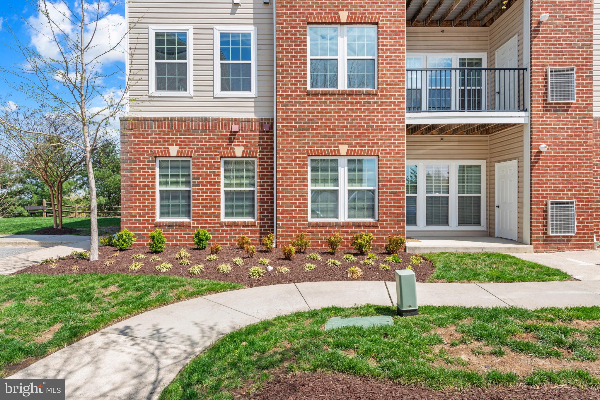 1624 Hardwick Ct #101