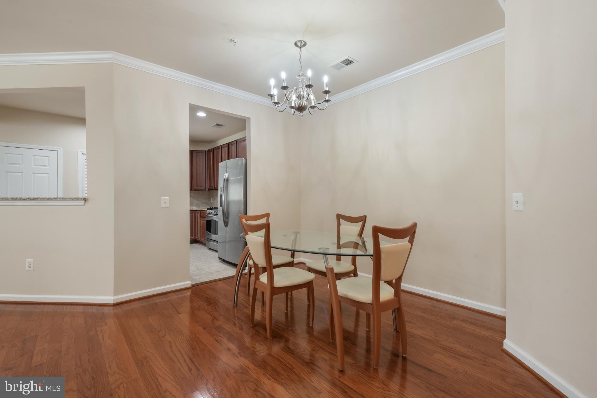 1624 Hardwick Ct #101