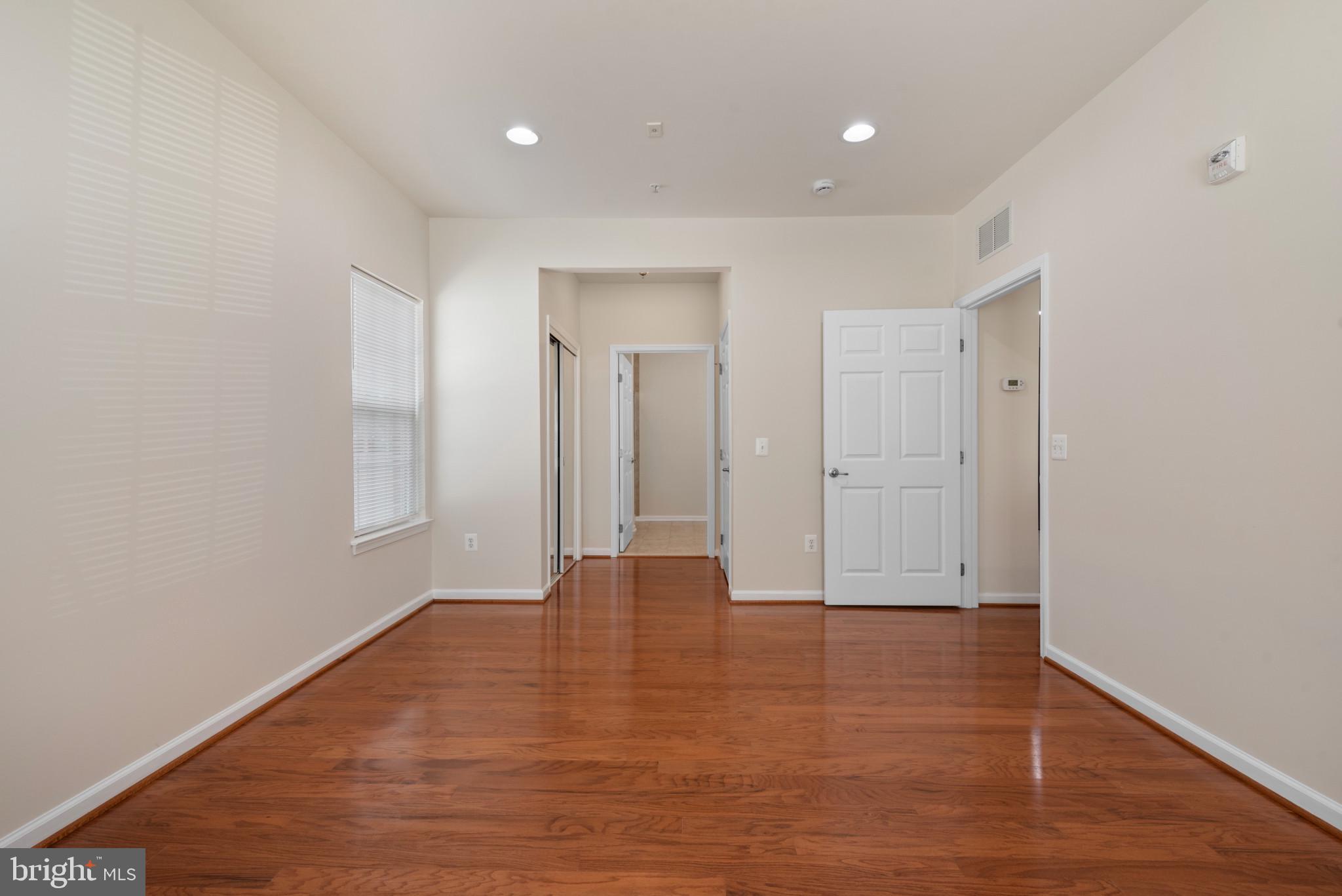 1624 Hardwick Ct #101