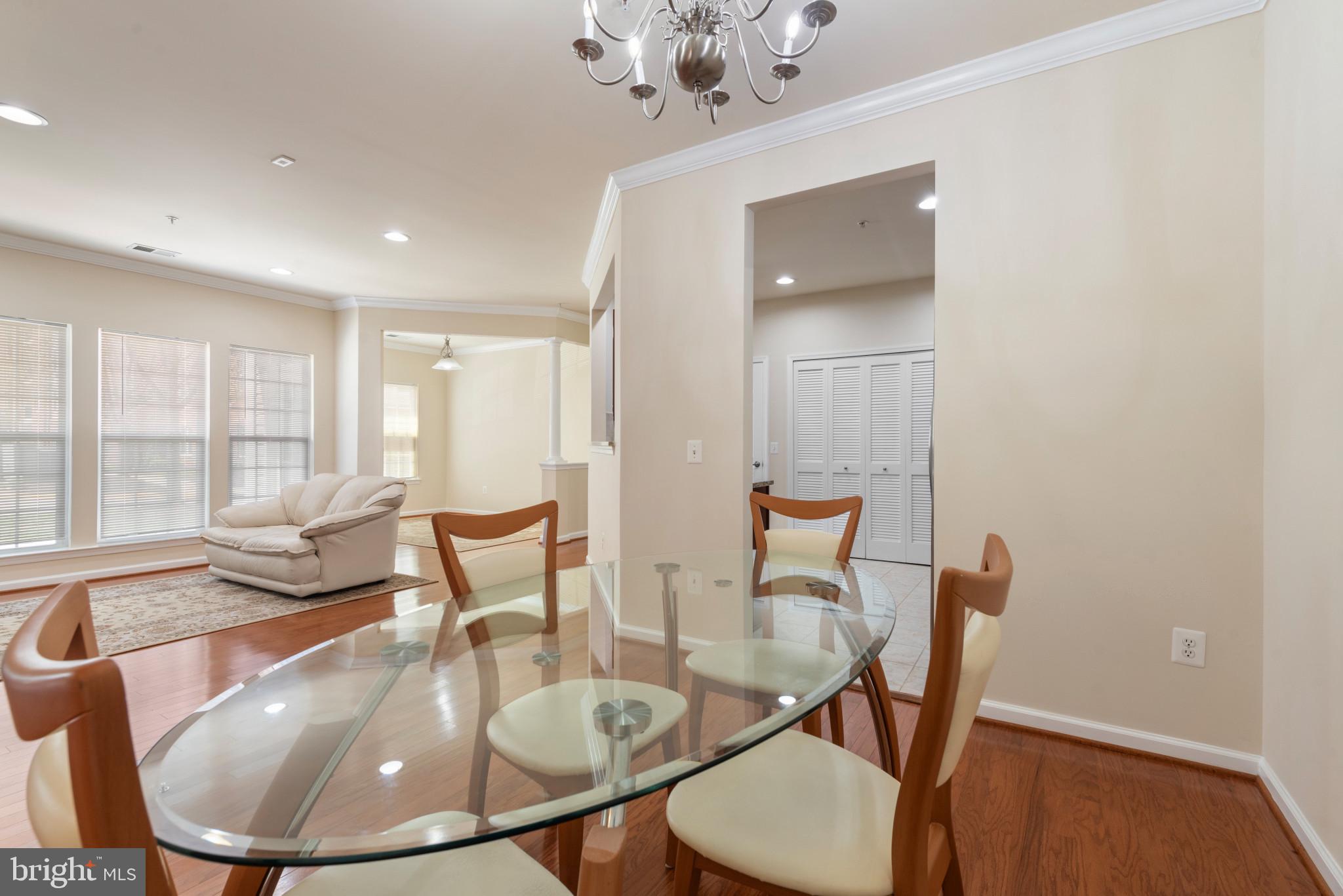 1624 Hardwick Ct #101