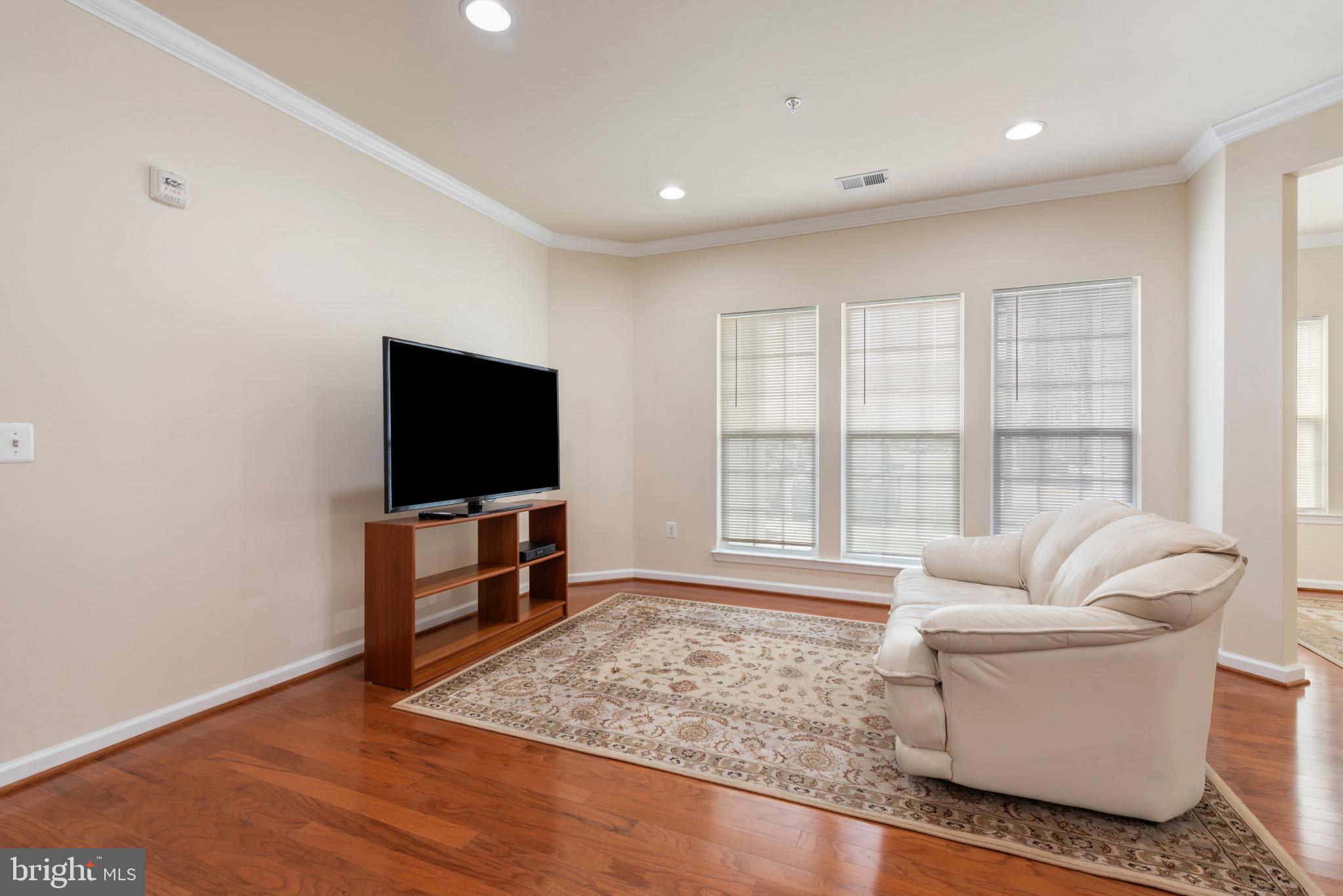 1624 Hardwick Ct #101