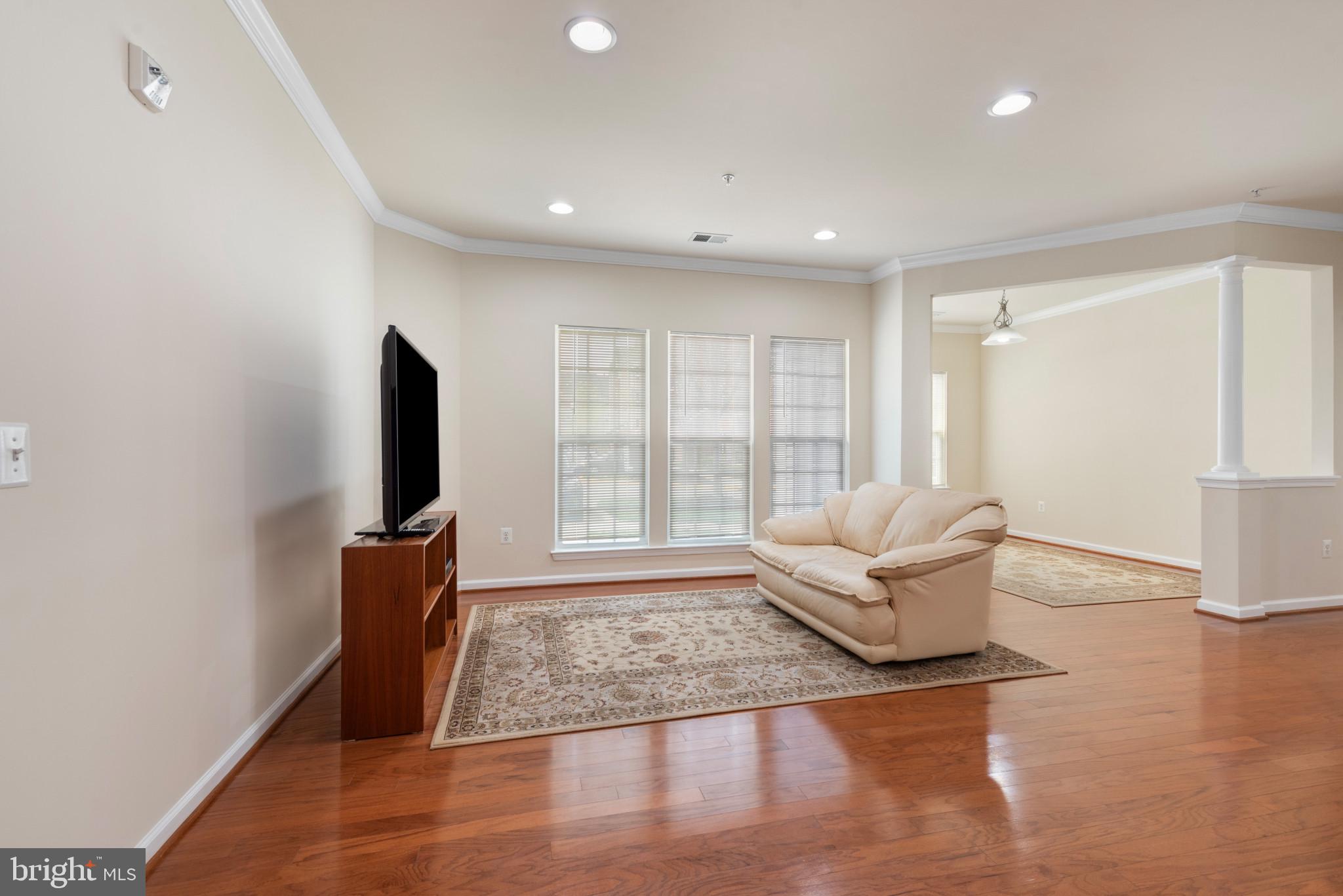 1624 Hardwick Ct #101