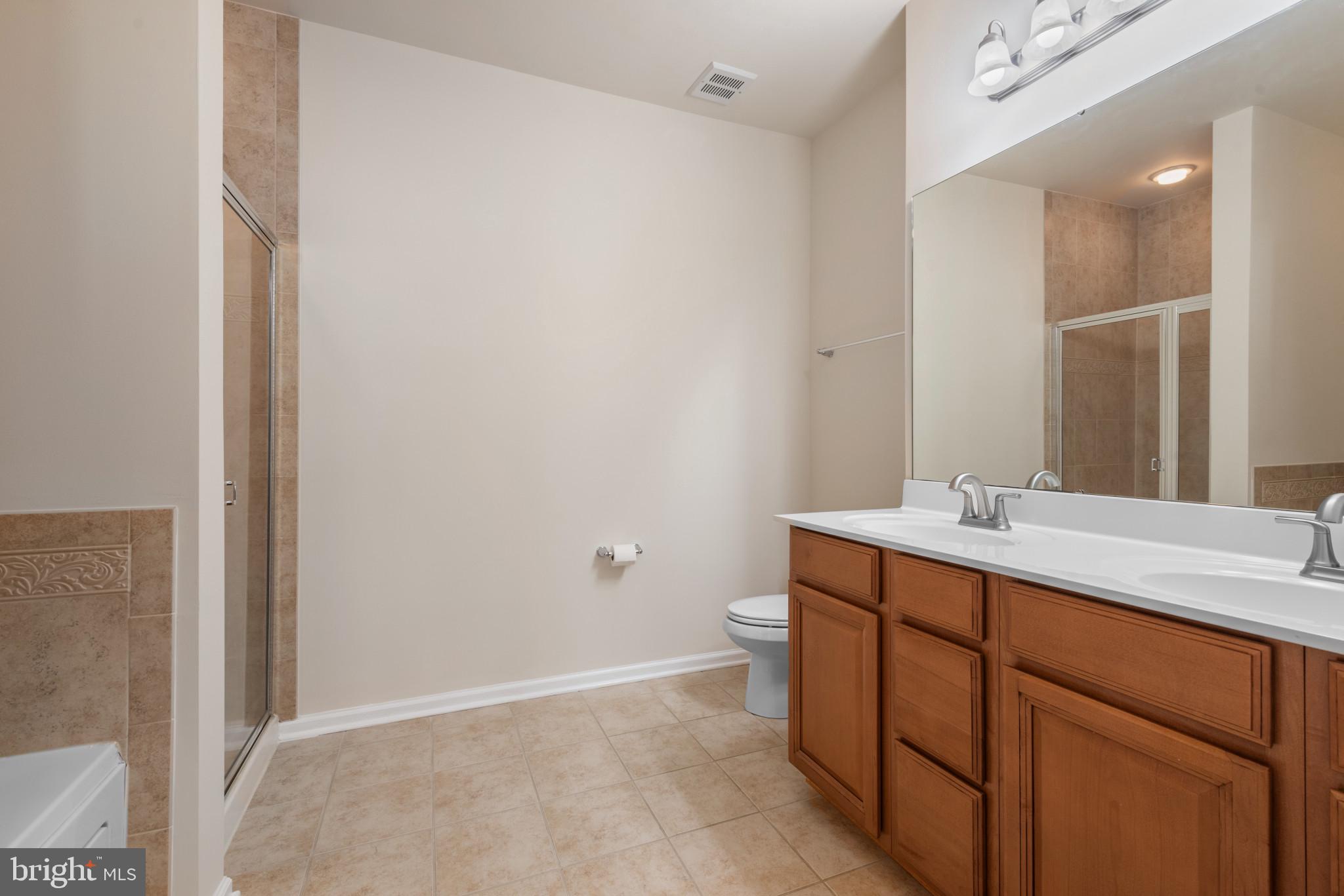 1624 Hardwick Ct #101