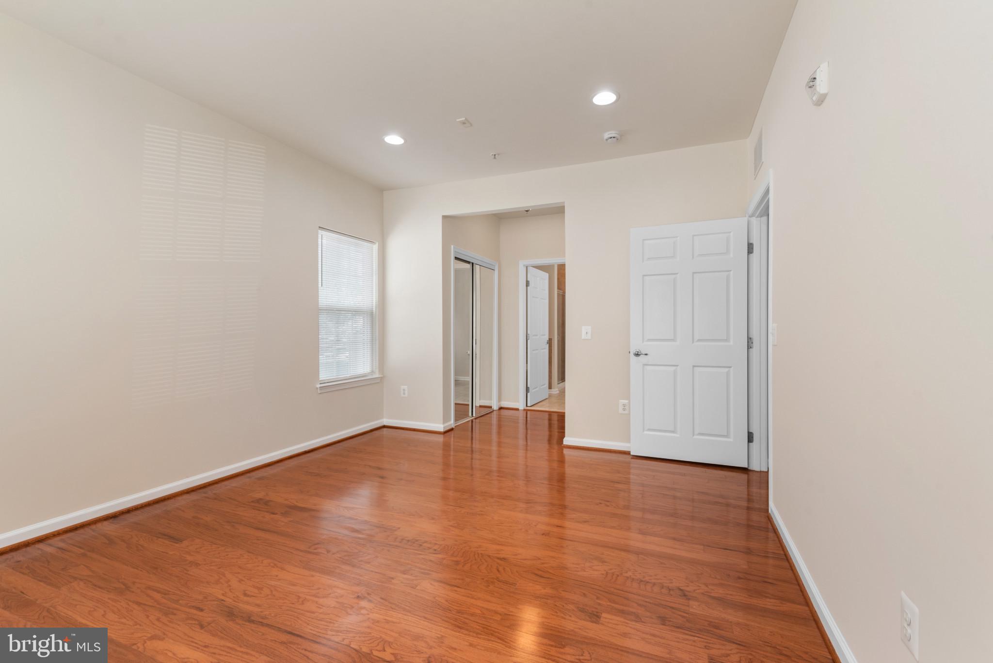 1624 Hardwick Ct #101