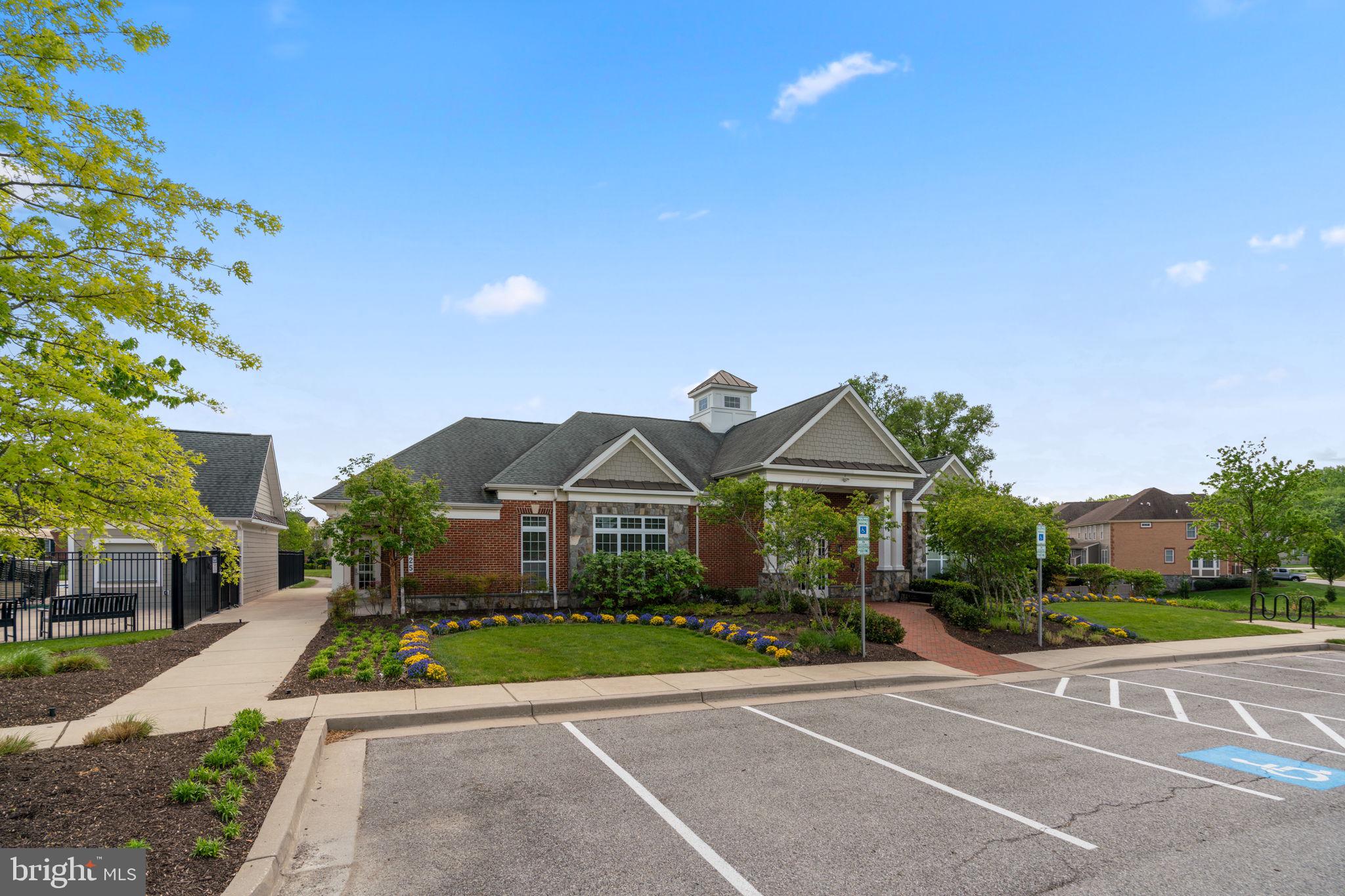 8506 Pine Springs Dr