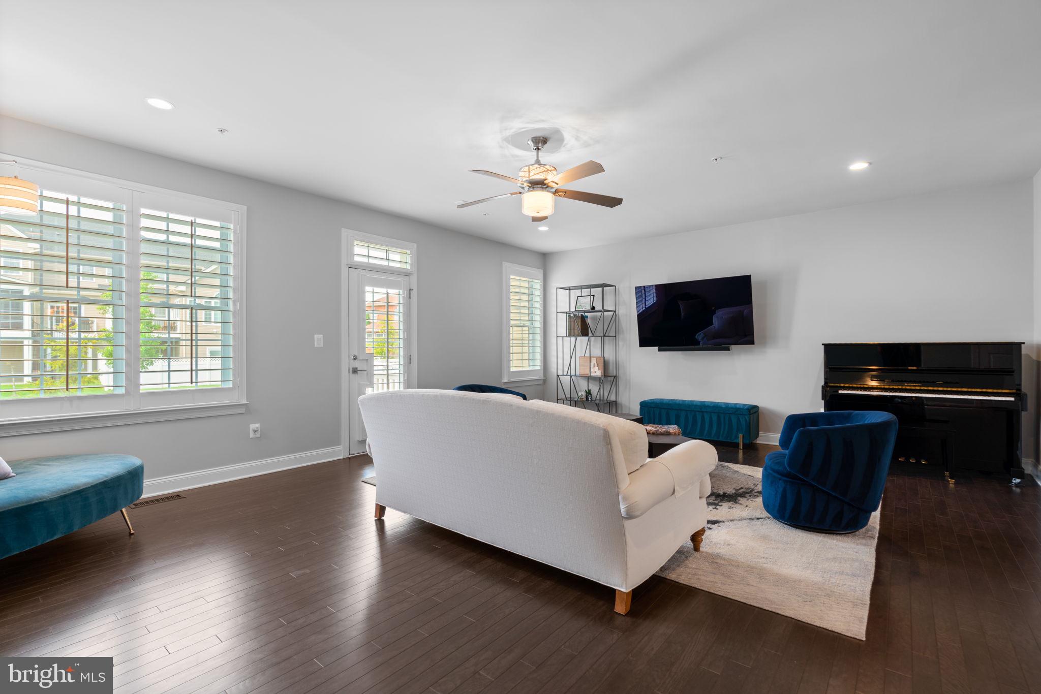 8506 Pine Springs Dr