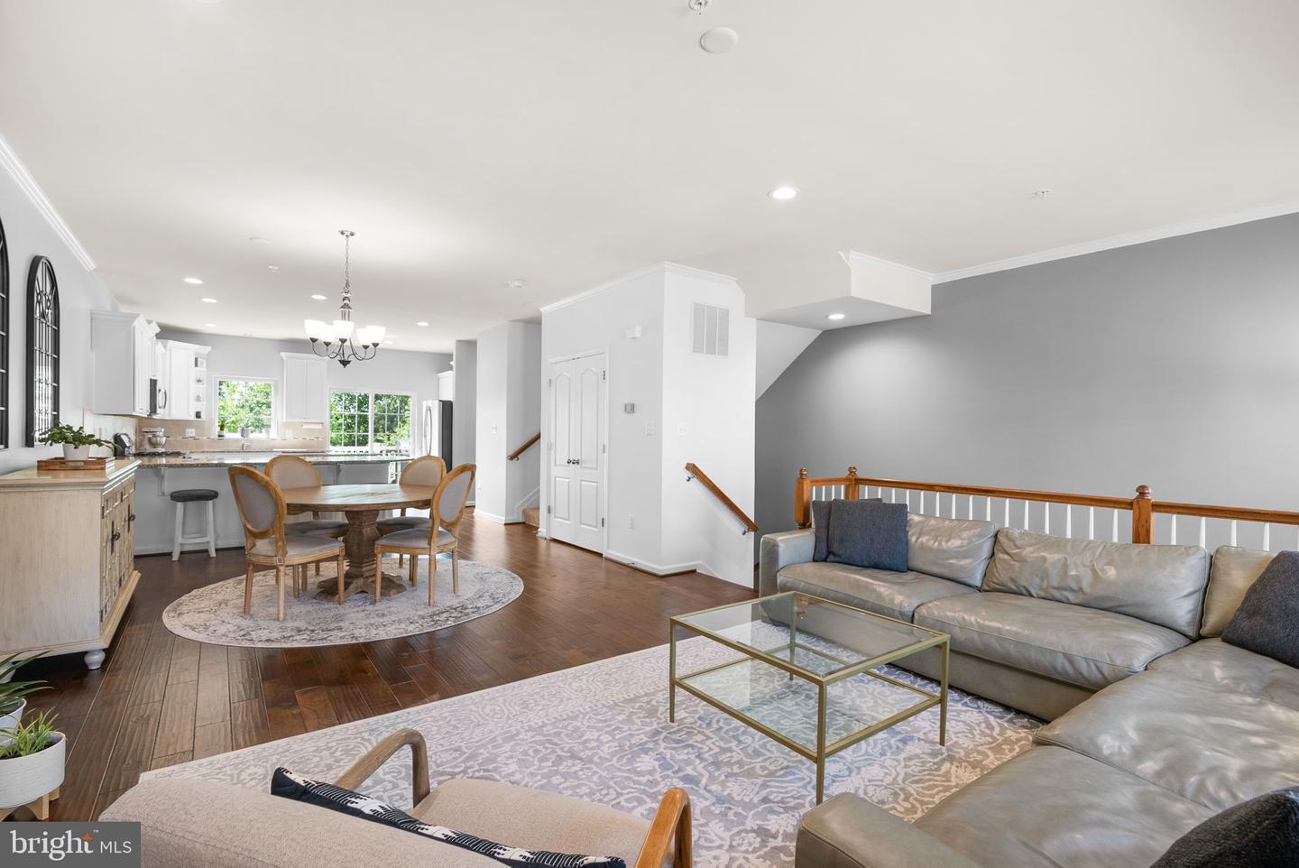 1008 Red Clover Rd