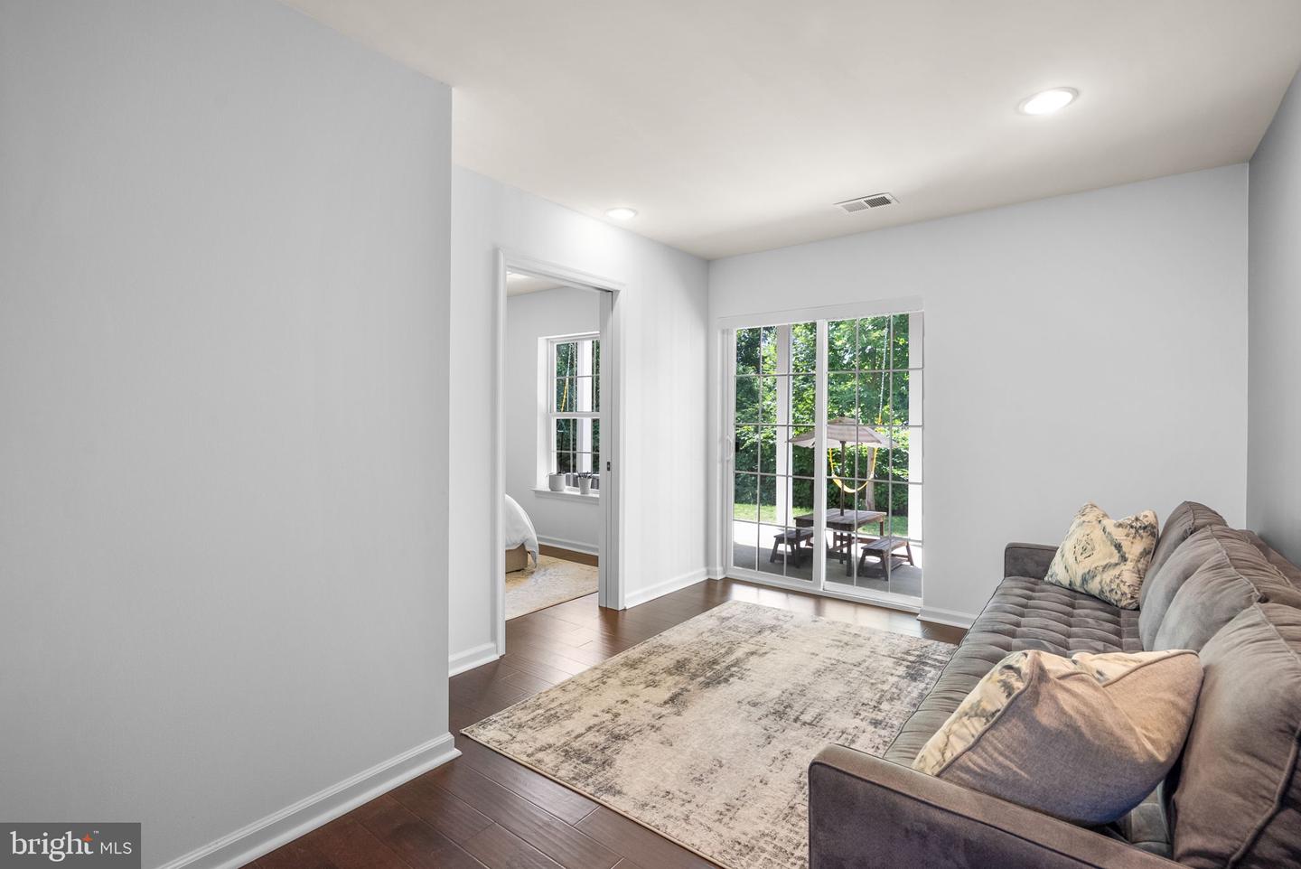 1008 Red Clover Rd