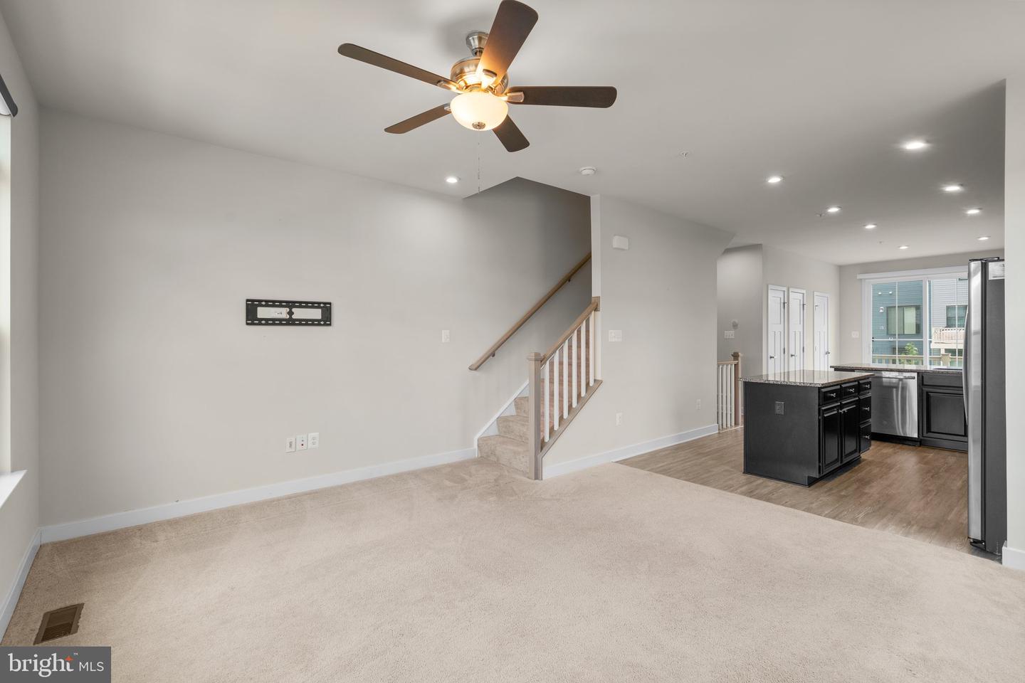 7735 STEATITE LN