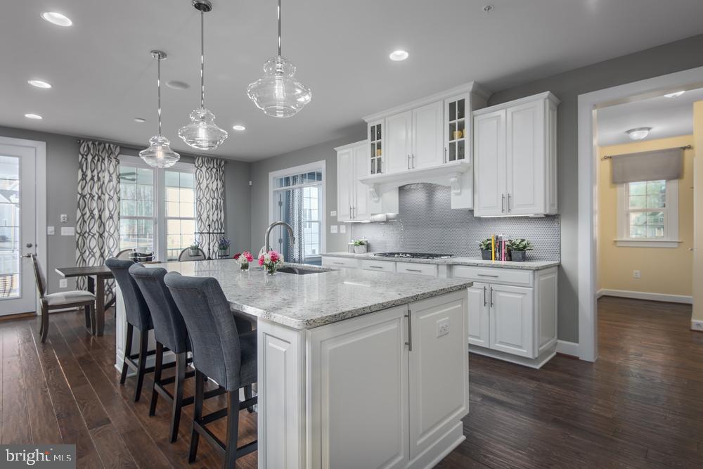 1483 LAVENDER CLIFF WAY