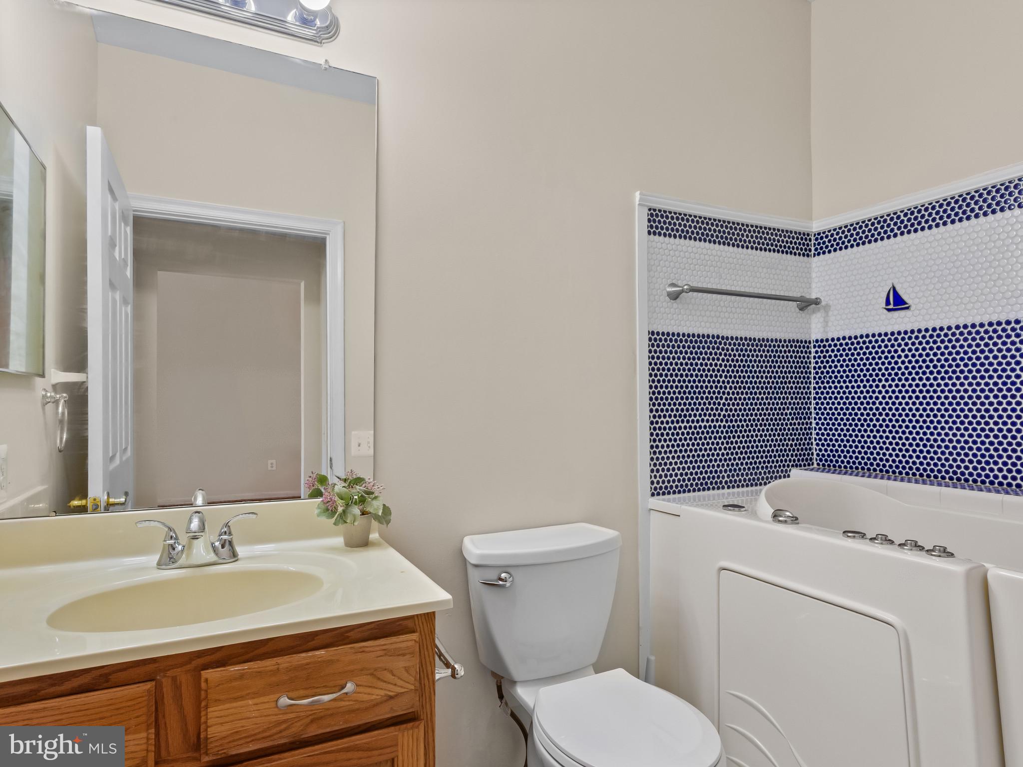 2607 CHAPEL LAKE DRIVE 208