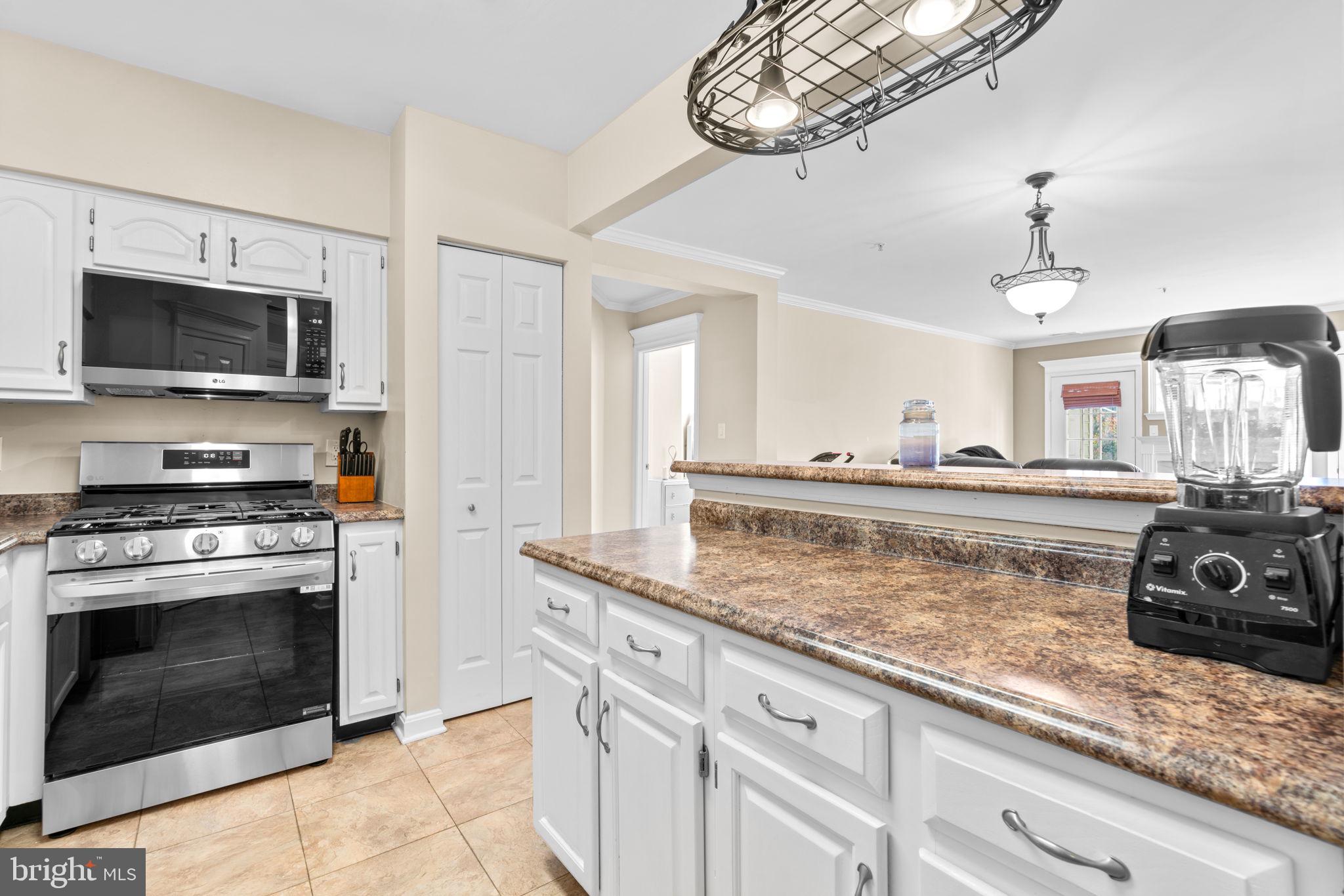 308 GATEHOUSE LANE D 308D