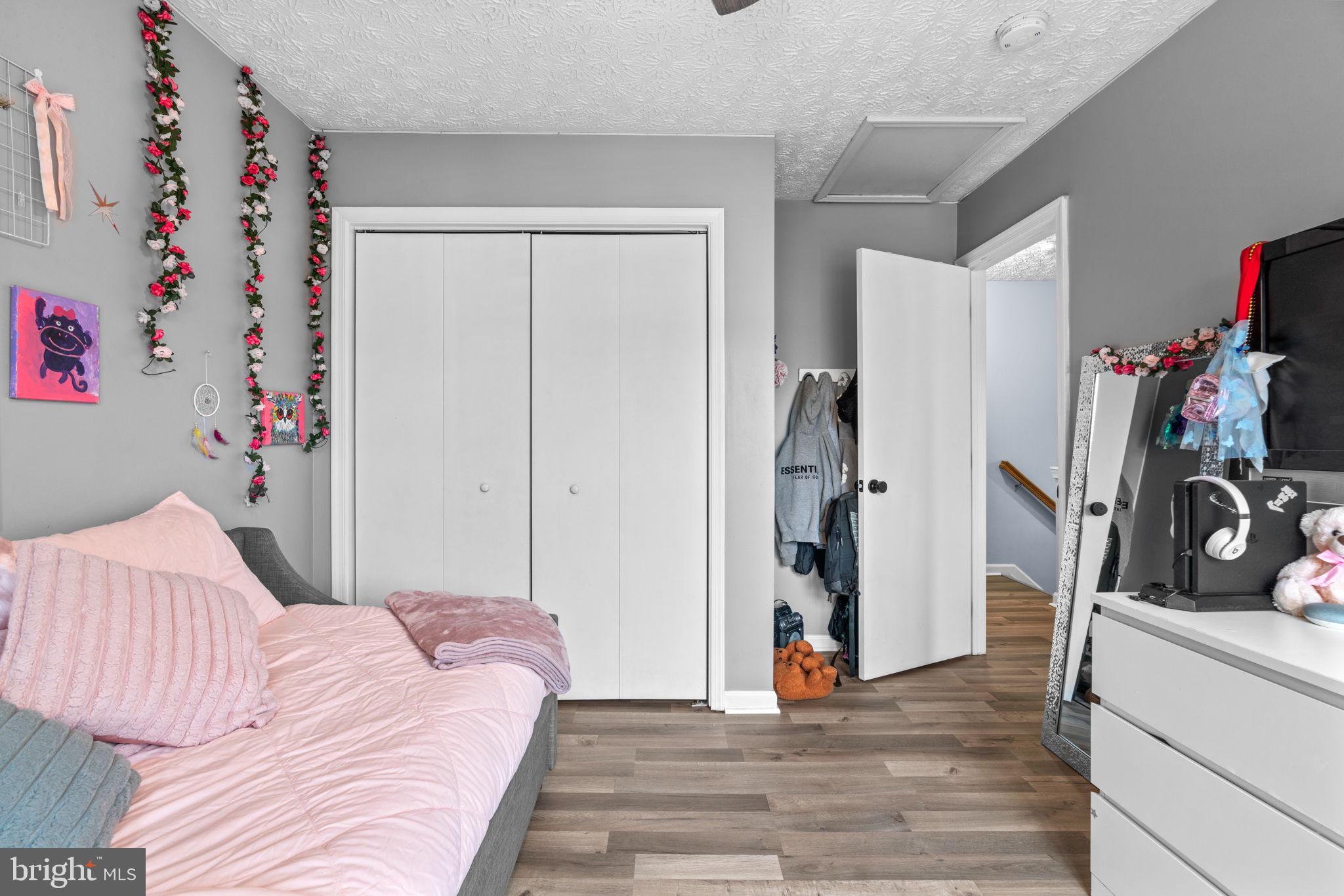 627 TRIPP CREEK COURT