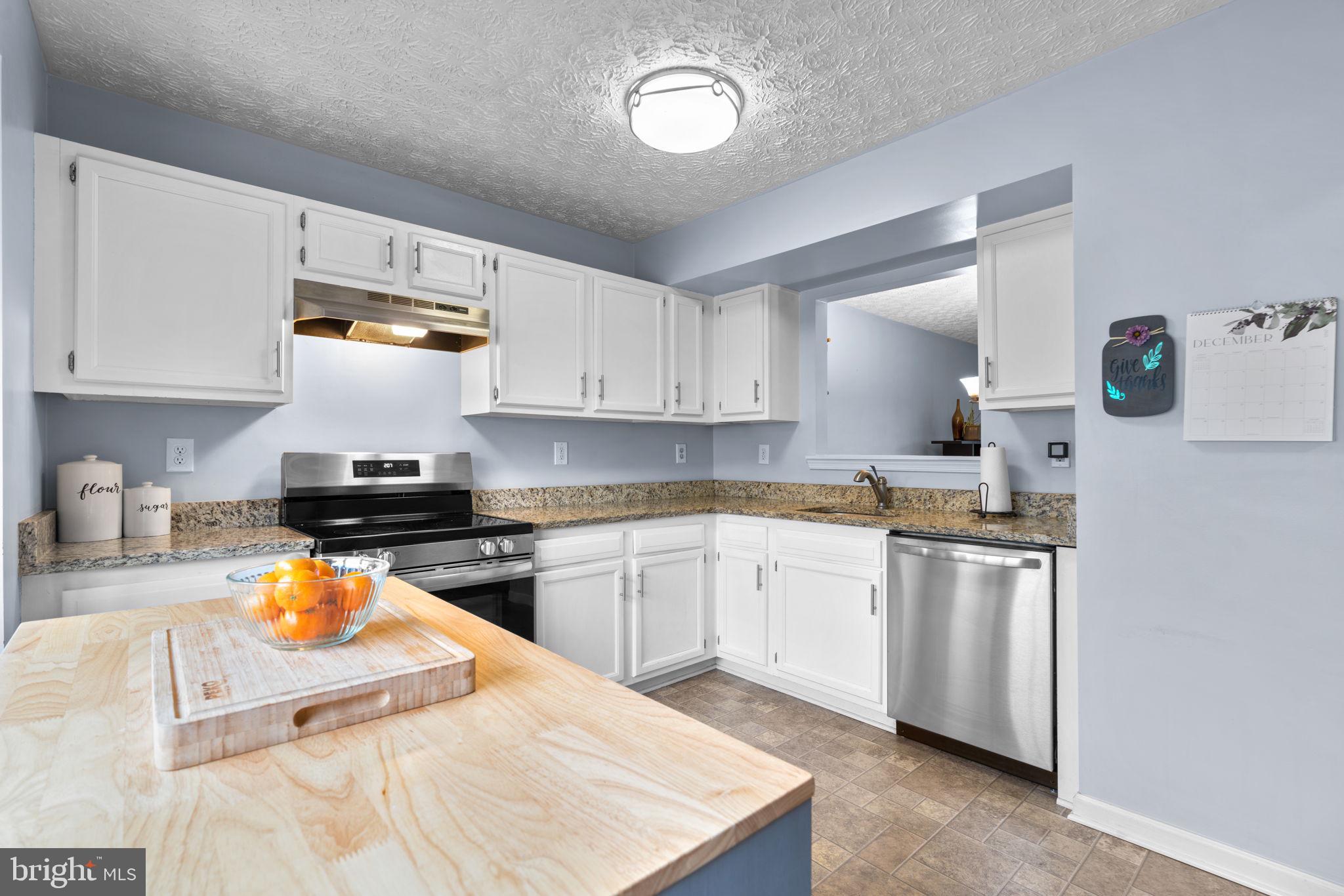 627 TRIPP CREEK COURT