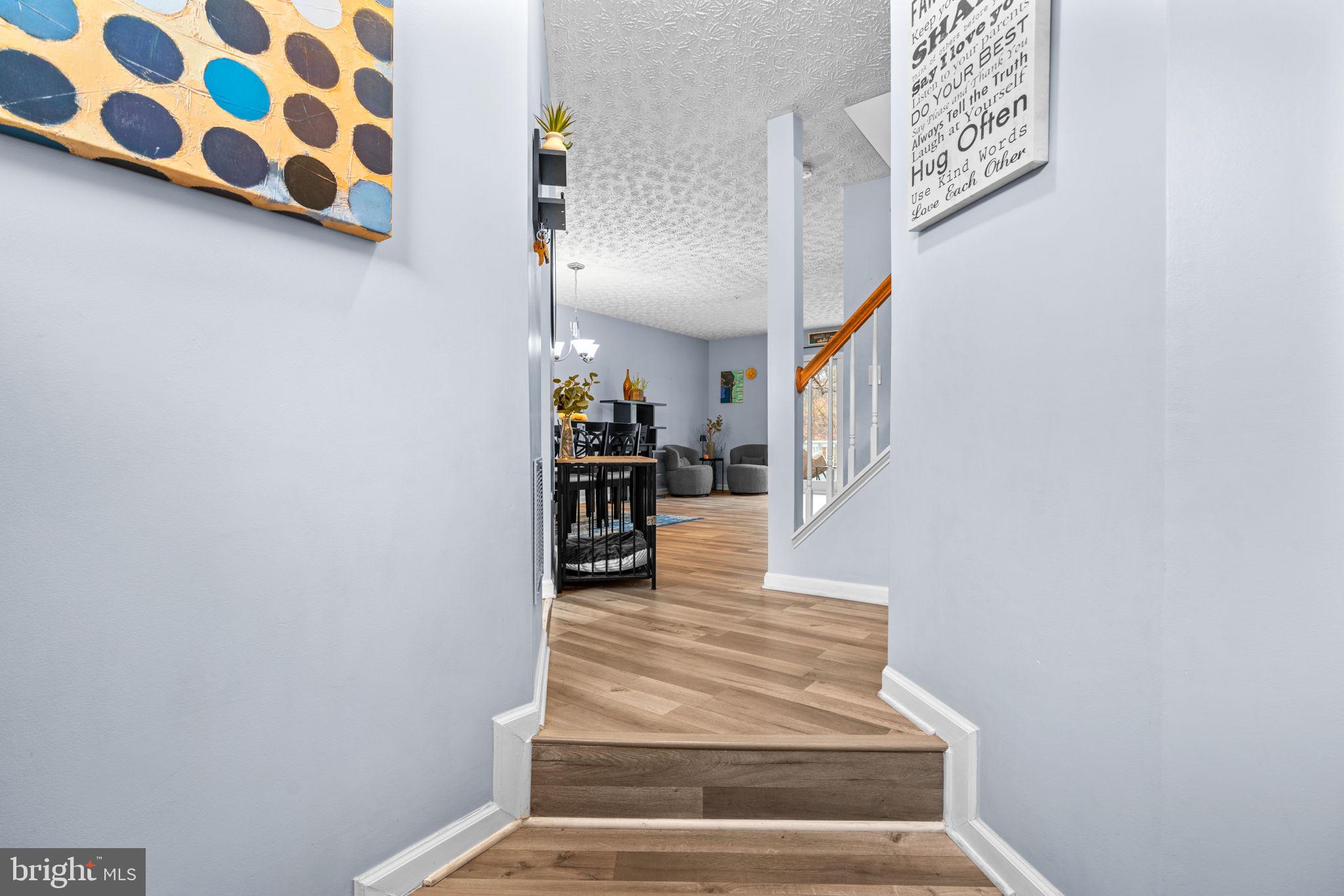 627 TRIPP CREEK COURT