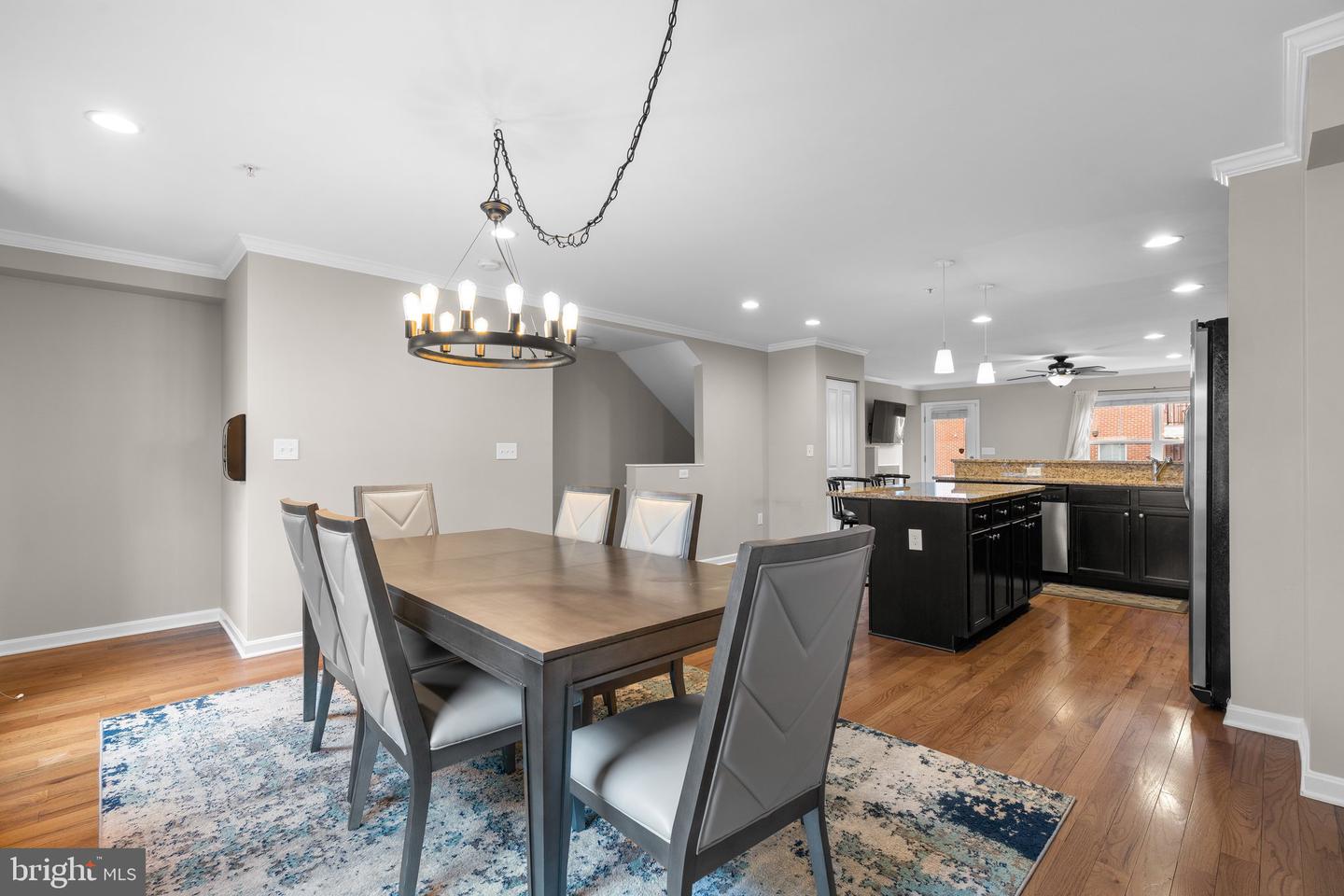 4642 DILLON PLACE