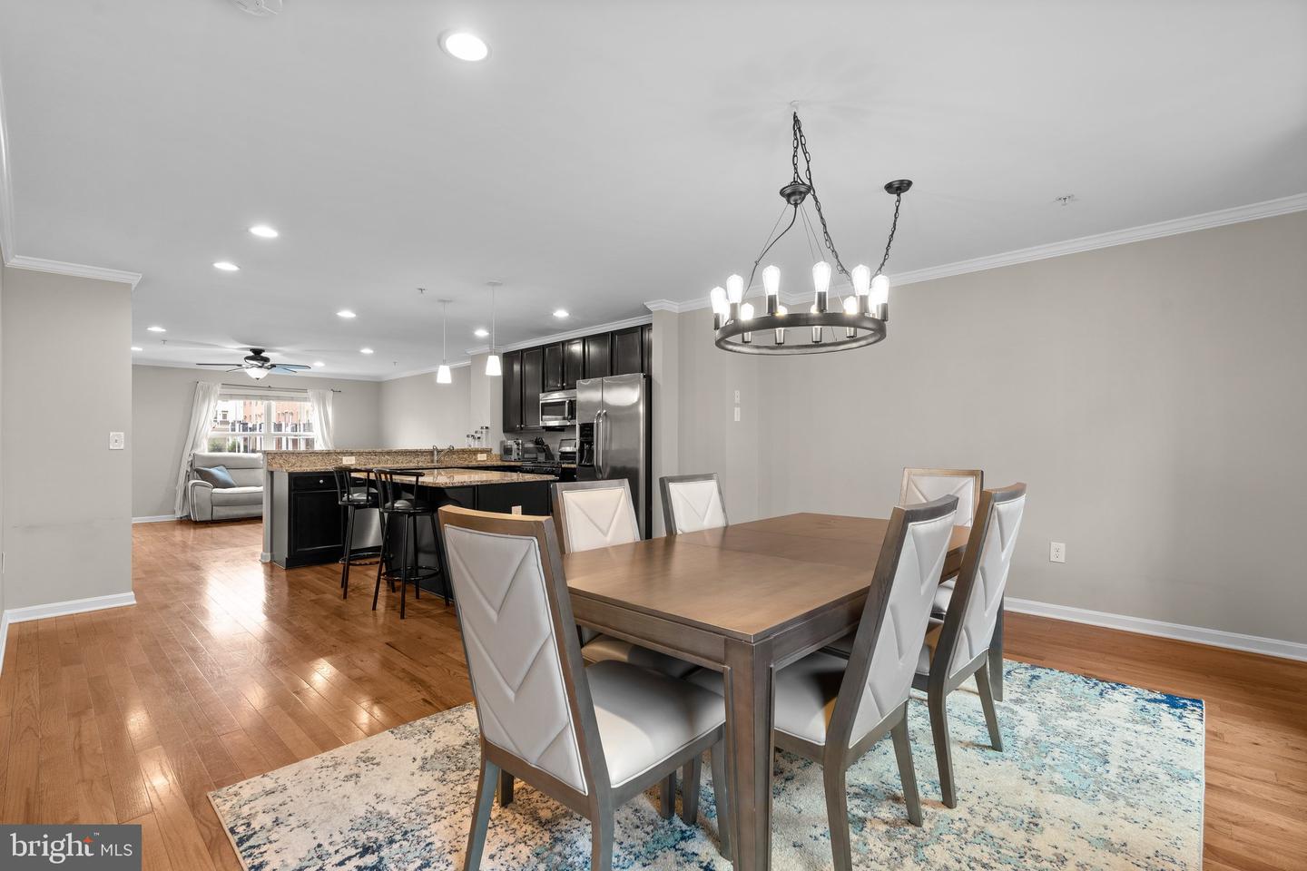 4642 DILLON PLACE
