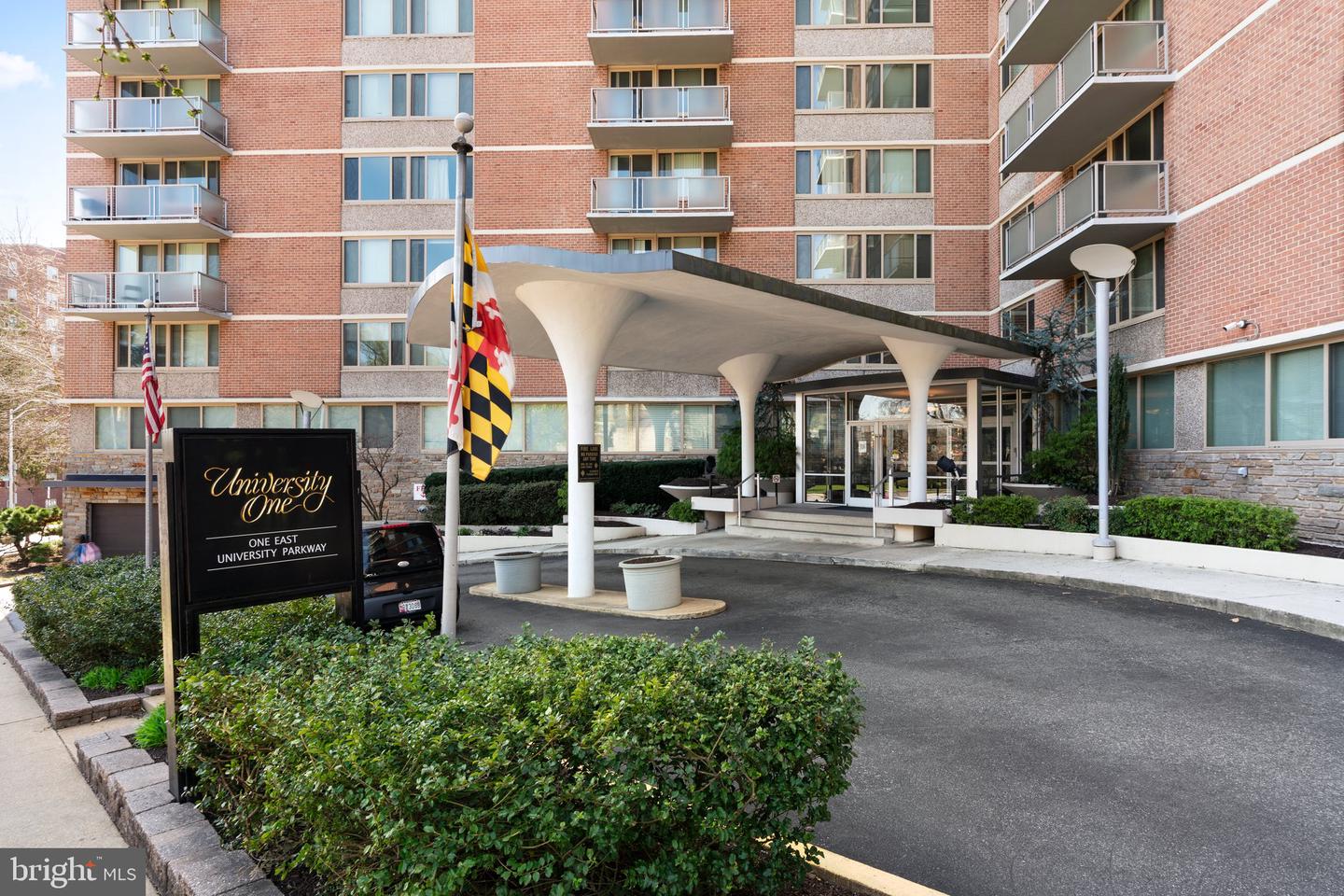 1 UNIVERSITY PARKWAY E Unit: 710
