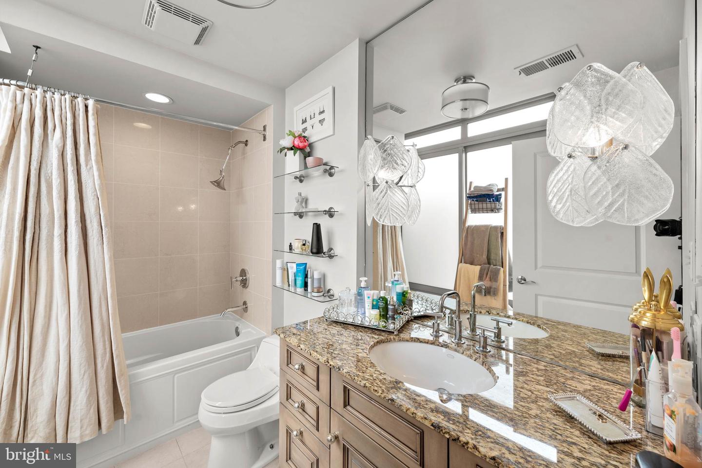 675 PRESIDENT STREET Unit: 2801