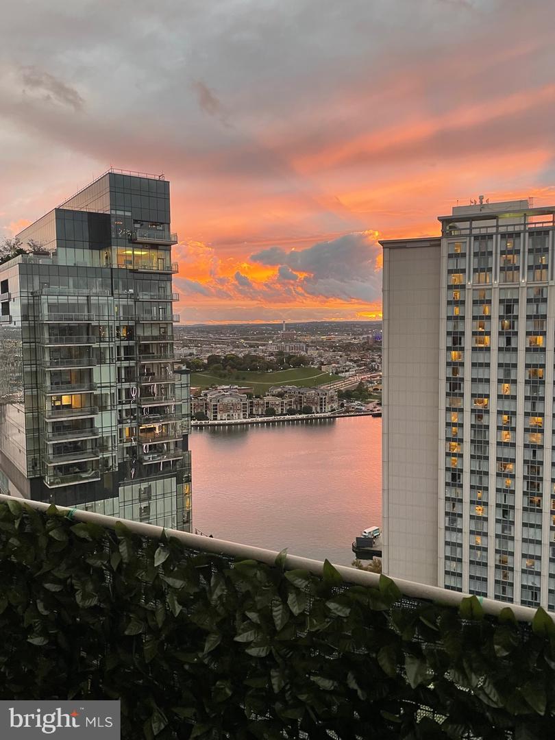 675 PRESIDENT STREET Unit: 2801