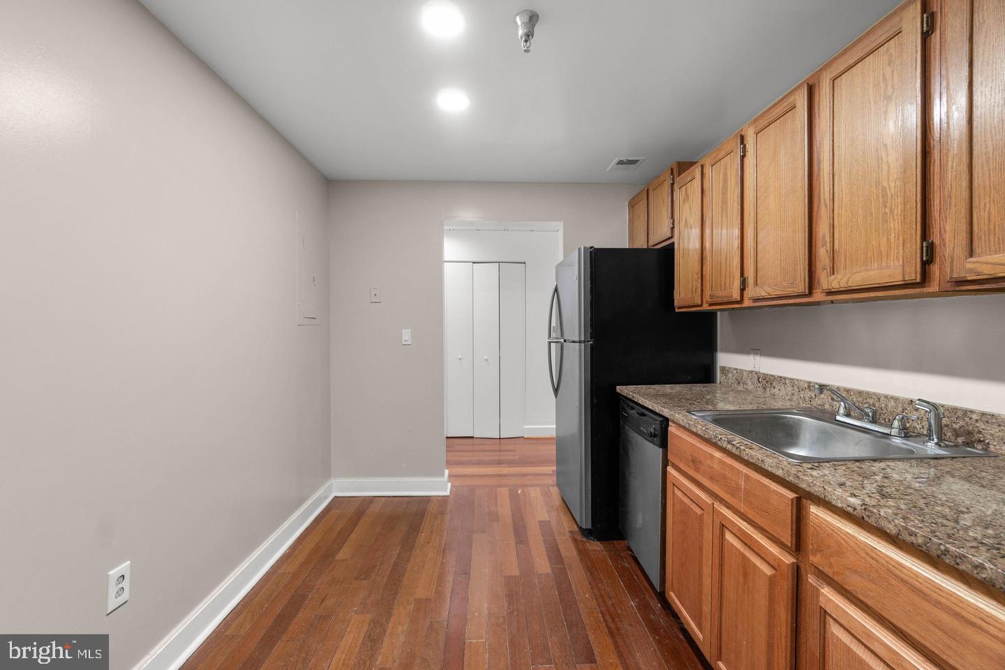 1912 MADISON AVENUE Unit: 301