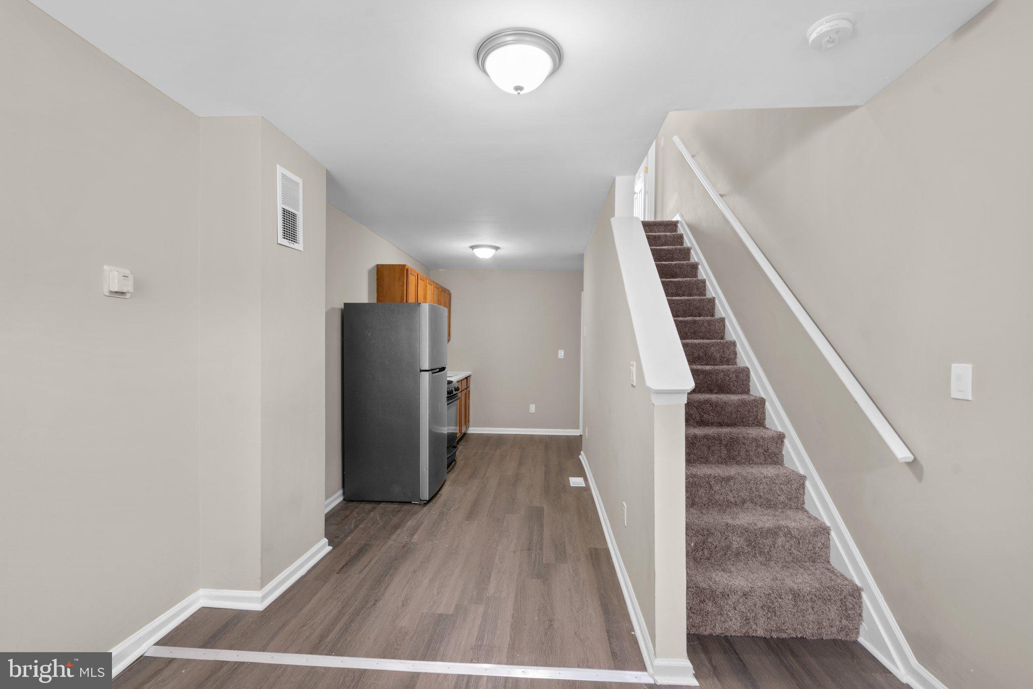 1544 N WOODYEAR STREET