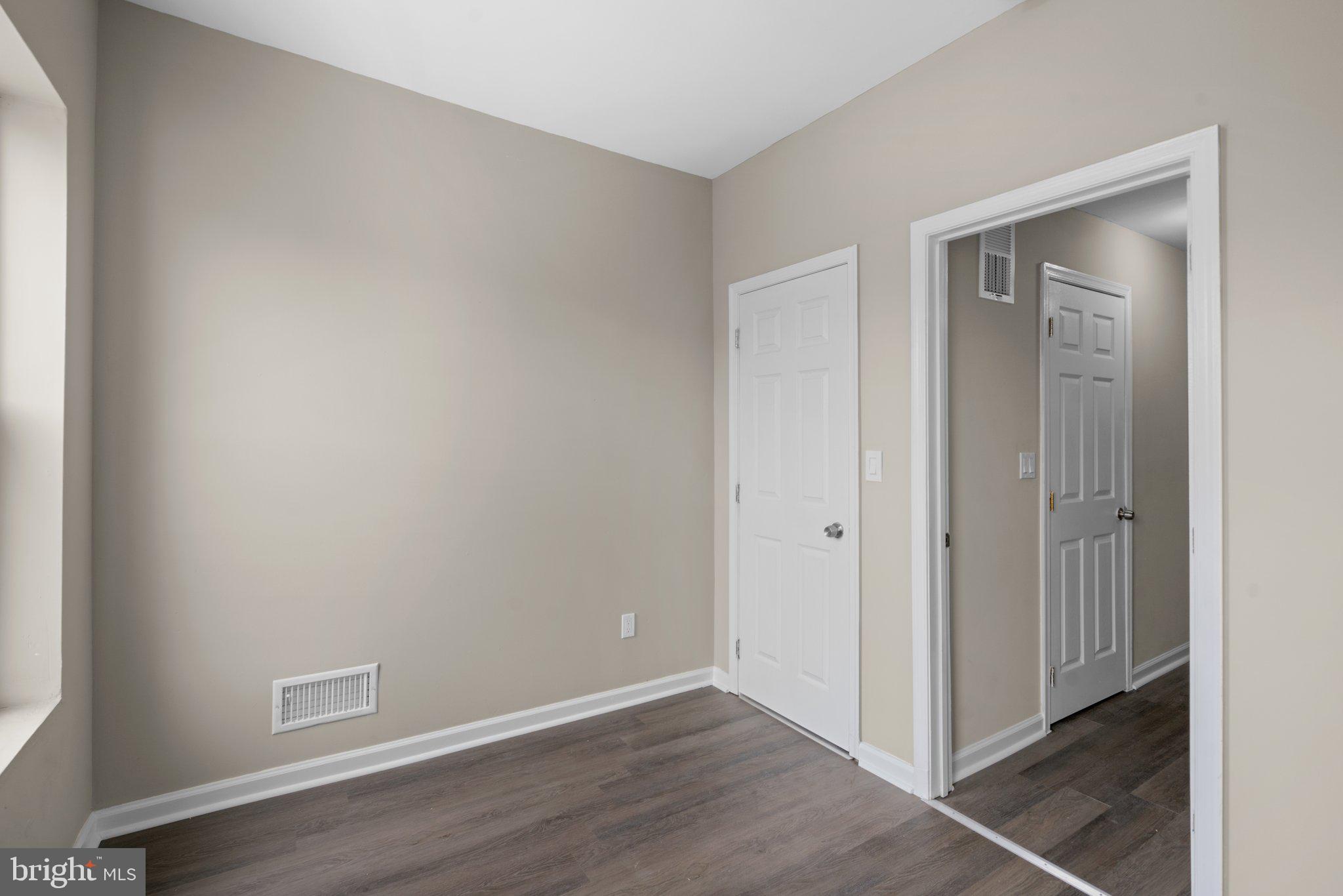 1544 N WOODYEAR STREET