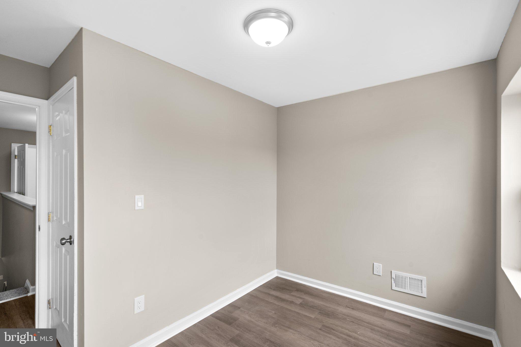 1544 N WOODYEAR STREET