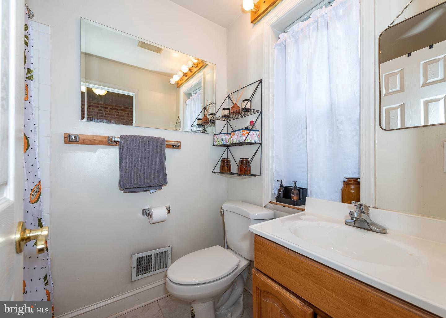 909 S Potomac STREET