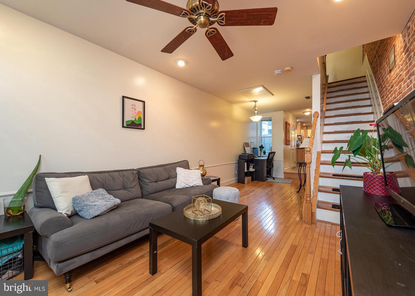 909 S Potomac STREET